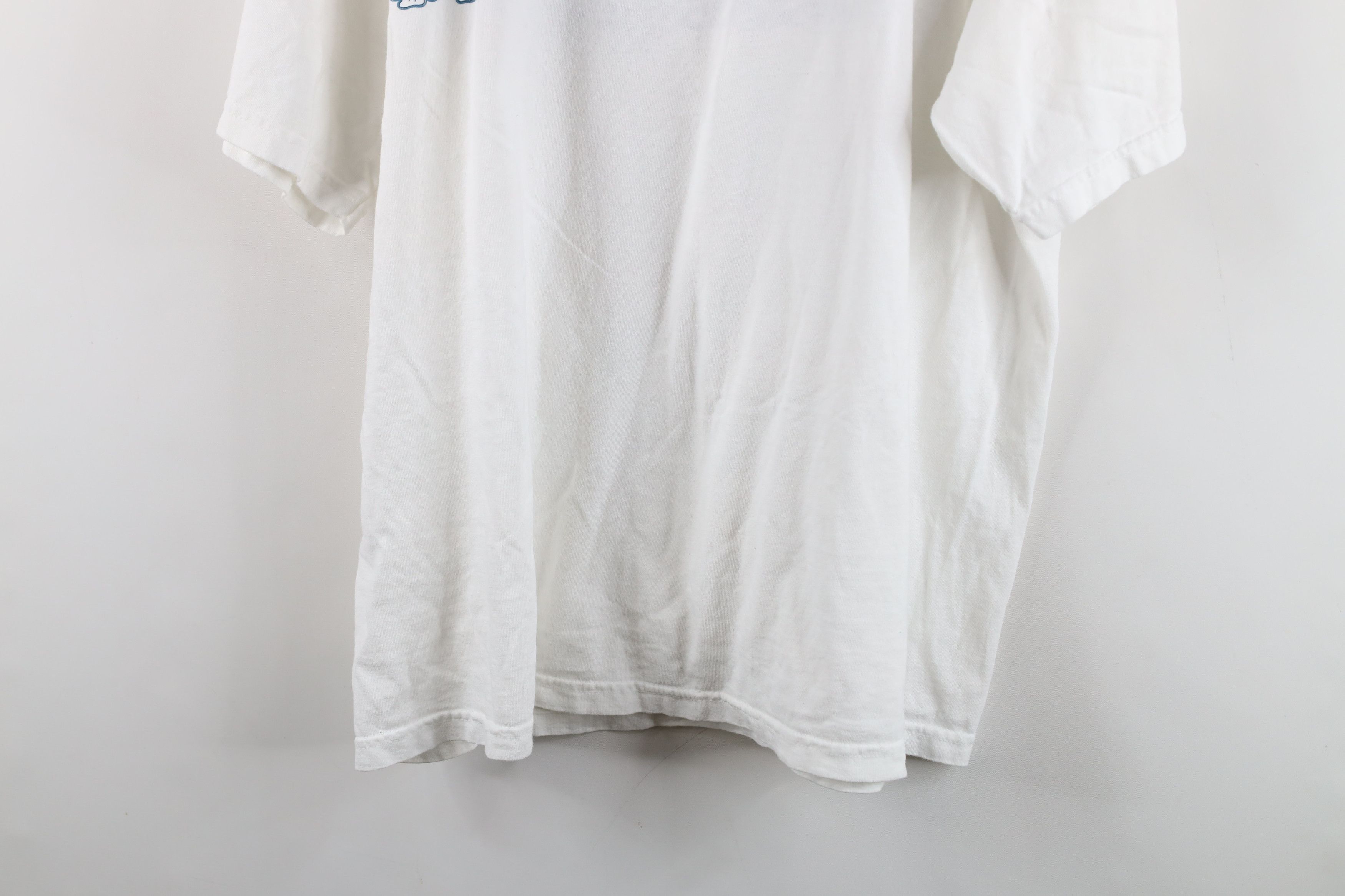 Vintage Vintage 90s Y2K Streetwear Legends Surfing T-Shirt White Size US XL / EU 56 / 4 - 14 Thumbnail