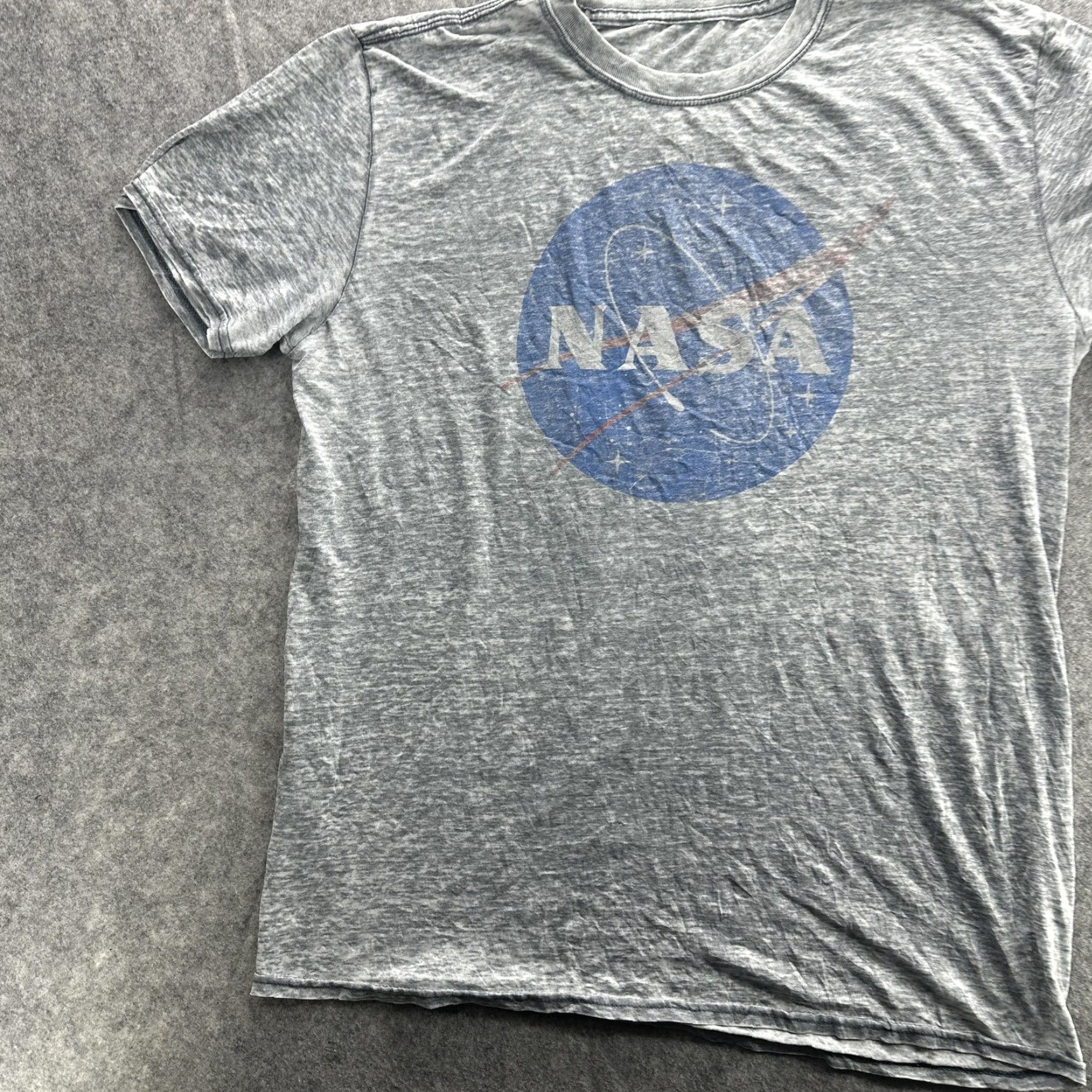 Vintage NASA Shirt Mens Large Gray Distressed Logo Tee Space Graphic Astronaut Size US M / EU 48-50 / 2 - 3 Thumbnail