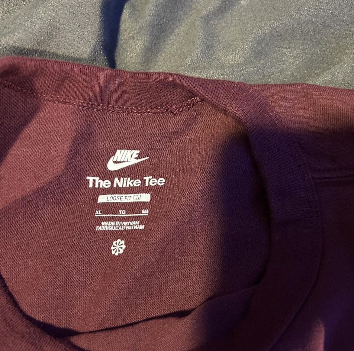 Nike 2 Nike Short Sleeve T-shirts, 2 Long Sleeve T-shirts Size US XL / EU 56 / 4 - 5 Thumbnail