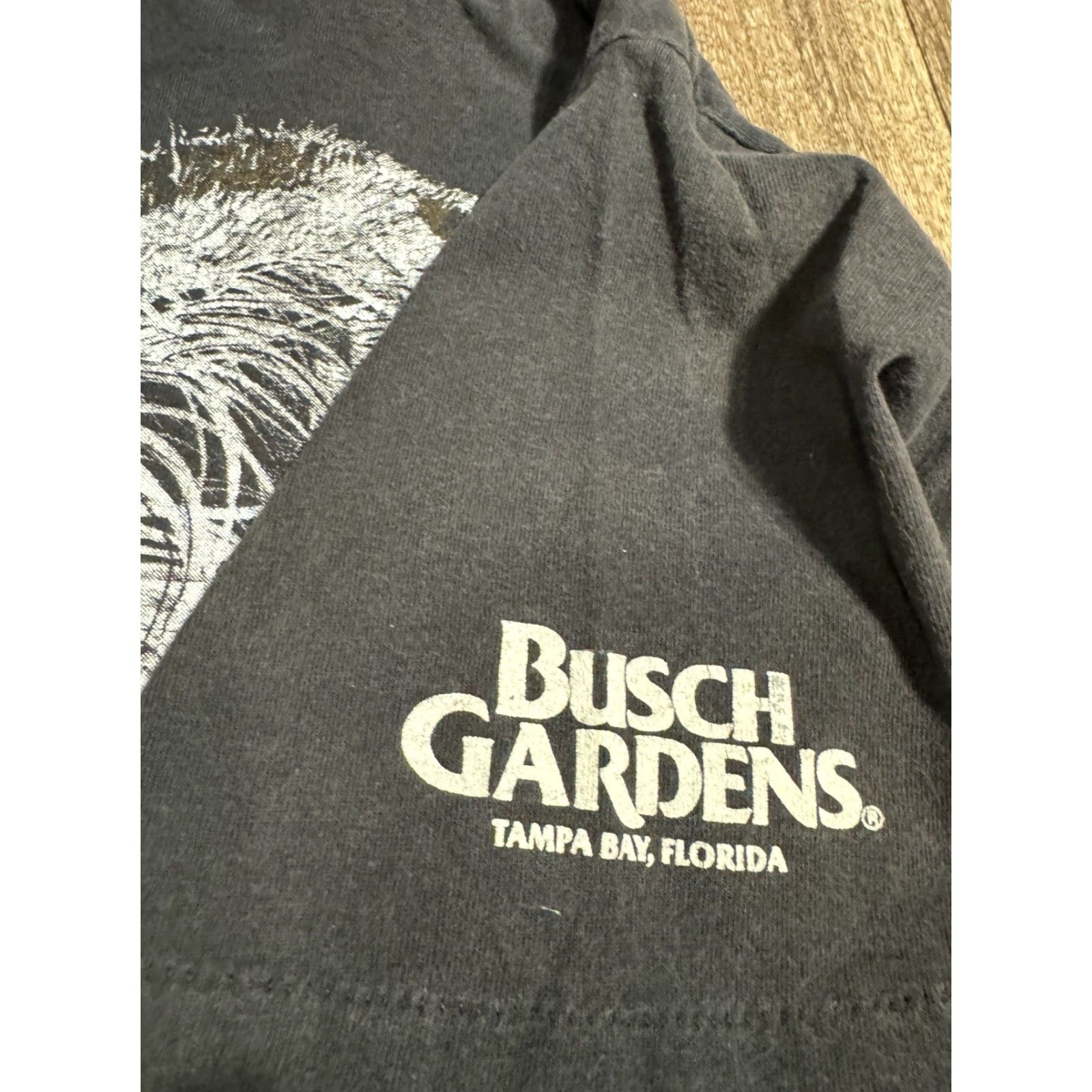 Vintage VINTAGE Busch Gardens Tampa White Tiger Nature 90s T-Shirt XL Mens Black Cat Face Graphic Shirt Size US XL / EU 56 / 4 - 7 Thumbnail