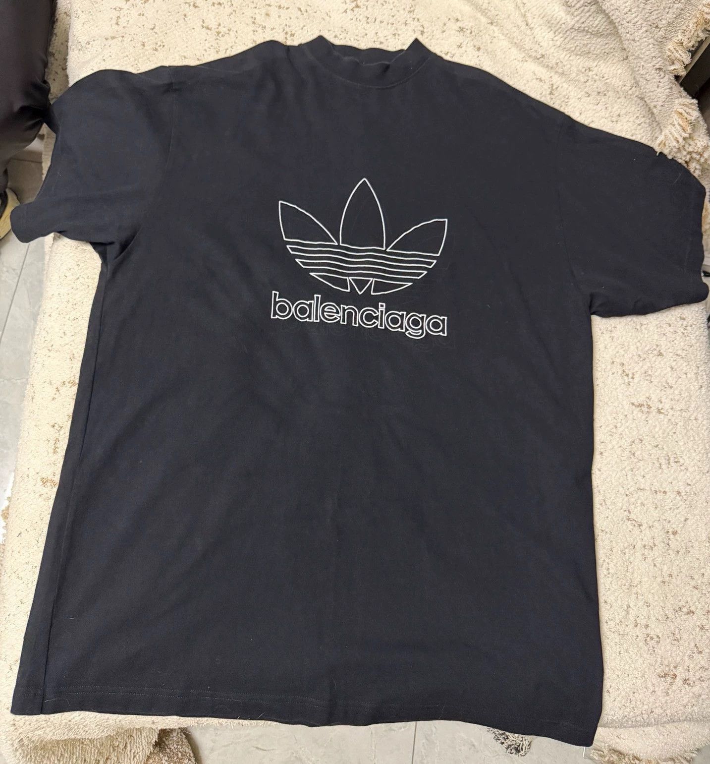 Balenciaga Balenciaga x Adidas Oversized Short Tee Size 1 Size S / US 4 / IT 40 - 1 Thumbnail