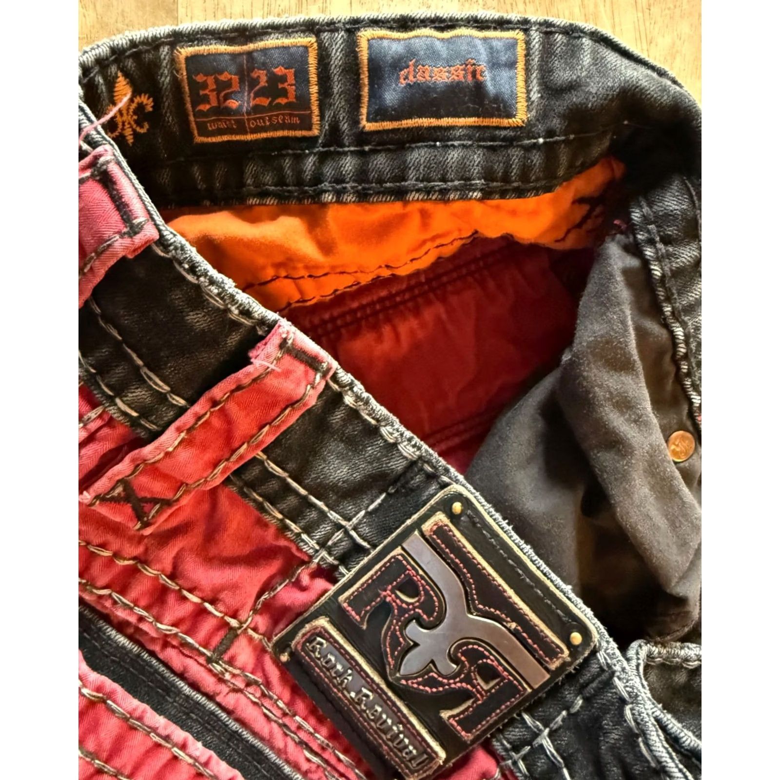 Vintage VINTAGE Rock Revival Cargo Shorts Men's 32 Red/Black Embroidered Studded Relaxed Cotton Front Flat 11in Inseam Work Casual Travel Size US 32 / EU 48 - 5 Thumbnail