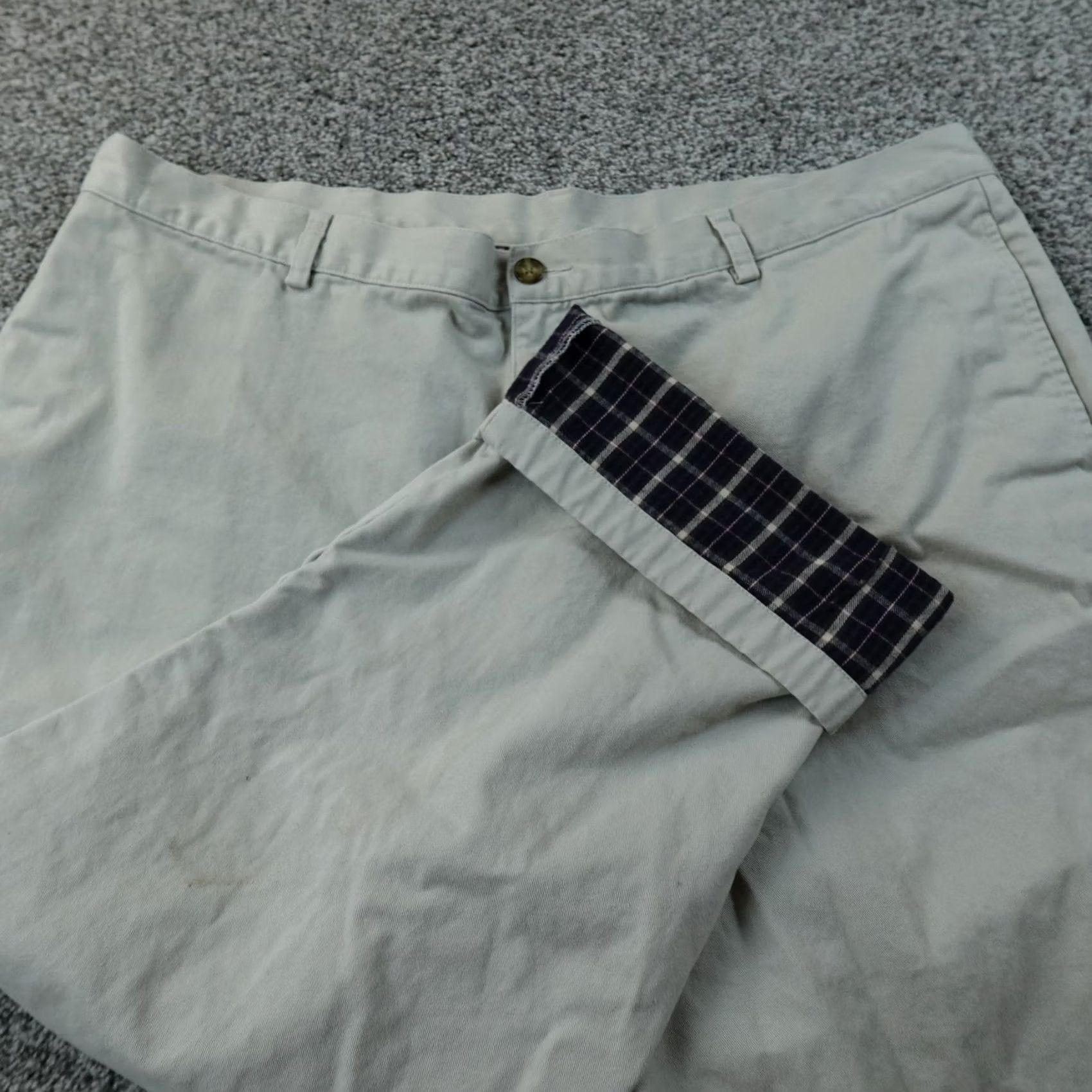Vintage L.L. Bean Pants Mens 44X29 Beige Chino Trousers Flat Front Pockets Regular Size US 44 / EU 60 - 2 Thumbnail