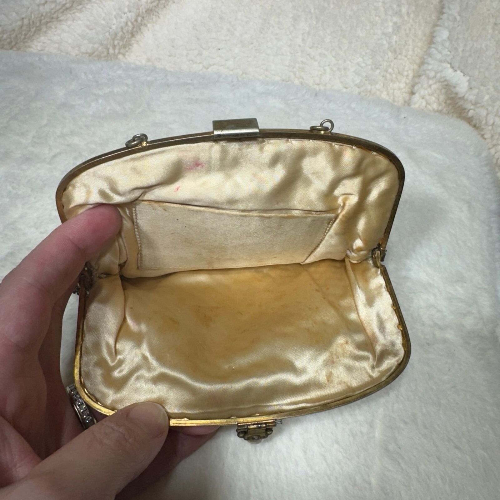 NBDN Nobrandedon VTG rhinestone beaded clutch Size ONE SIZE - 6 Thumbnail