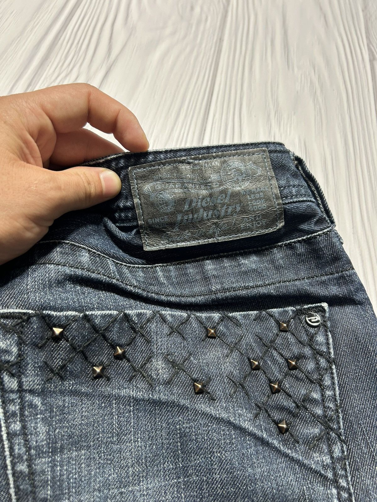 Diesel Vintage Diesel Stylish Denim Pants Jeans Size 34 Made Italy Size US 34 / EU 50 - 12 Thumbnail