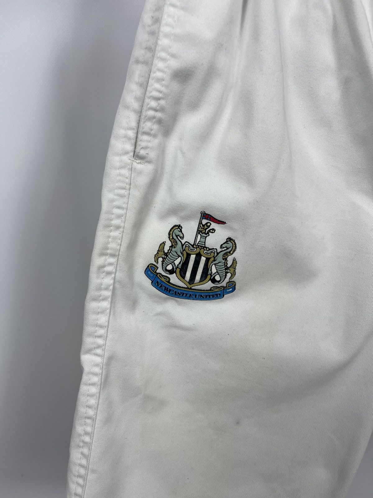 Asics Newcastle Asics Shorts Size 30 Vintage 90sWhite Made In U.K. Size US 30 / EU 46 - 2 Thumbnail