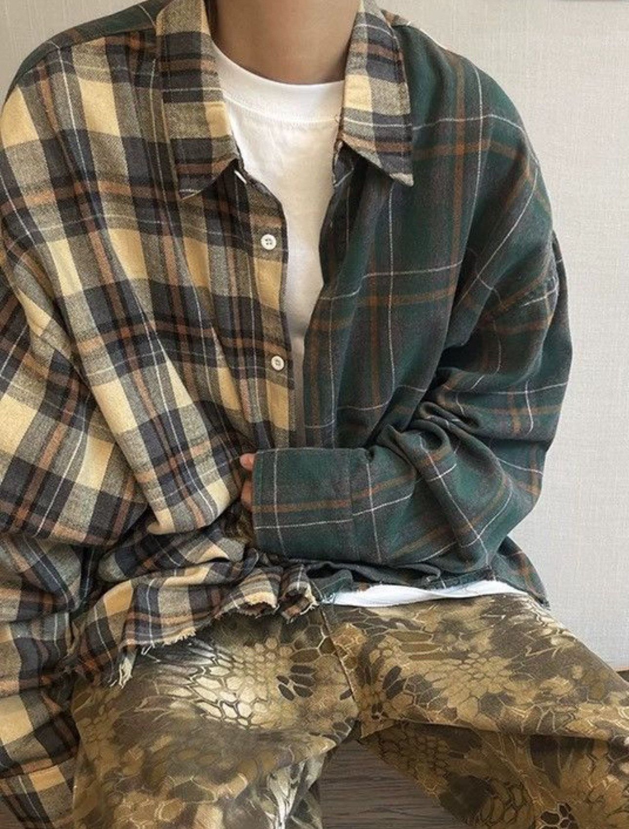 Vintage Outdoor Retro Asymmetric Patchwork Distressed Plaid Shirt Size US XL / EU 56 / 4 - 6 Thumbnail