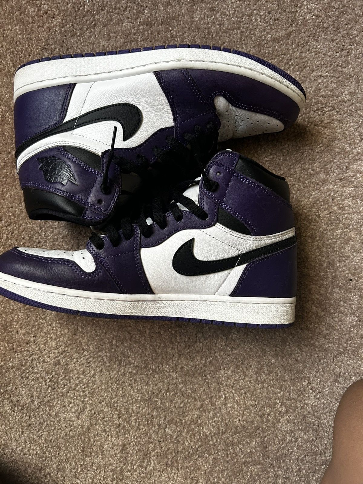Jordan Brand Air Jordan 1 ‘Court Purple’ Size US 10 / EU 43 - 1 Thumbnail