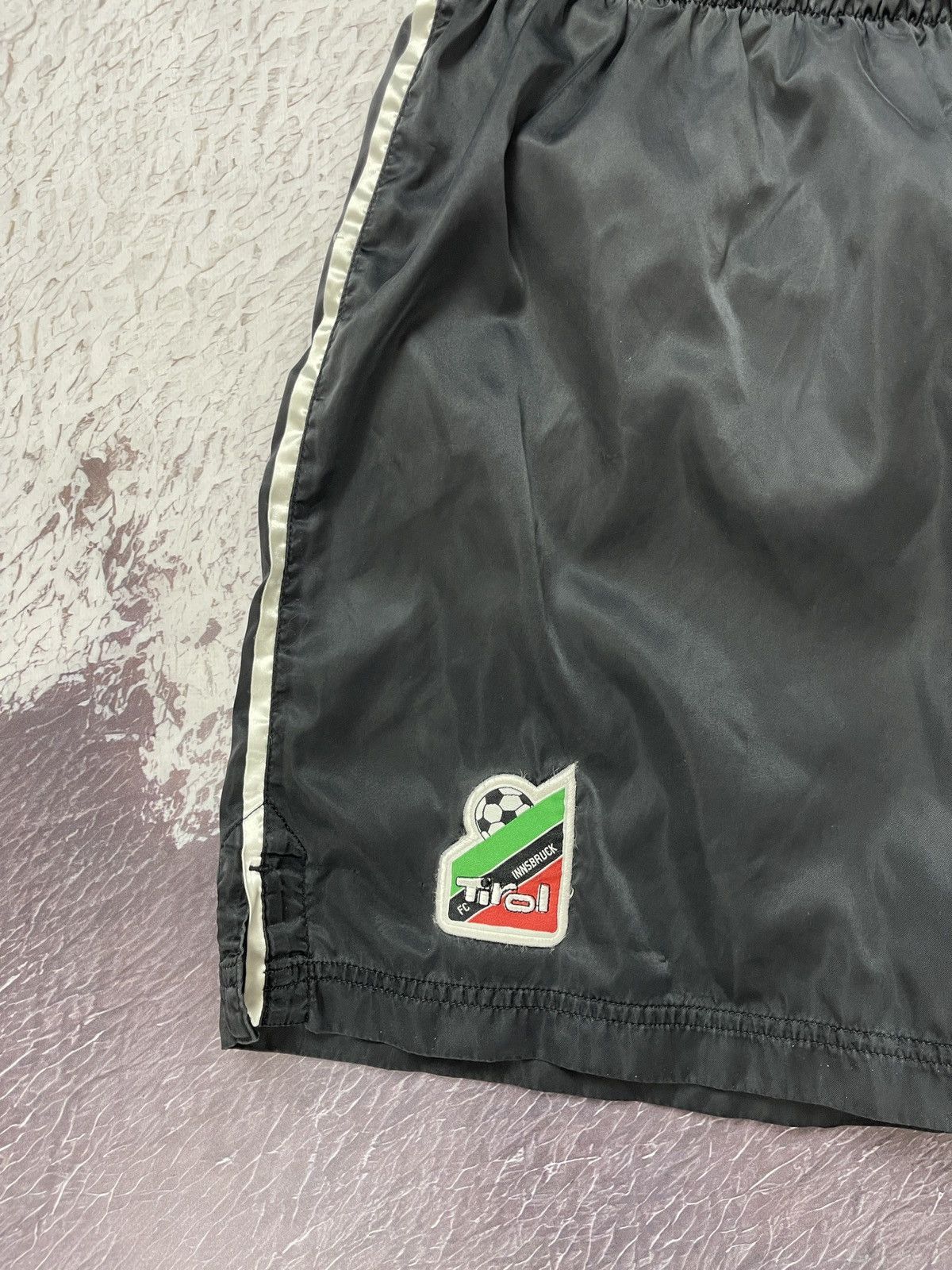 Nike Nike vintage 90s Tirol Innsbruck black nylon shorts Size US 34 / EU 50 - 3 Thumbnail