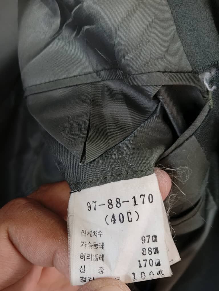 Vintage × Yves Saint Laurent Best Offer 🔥Vintage 90s Yves Saint Laurent Coat Medium Size Size US M / EU 48-50 / 2 - 4 Thumbnail