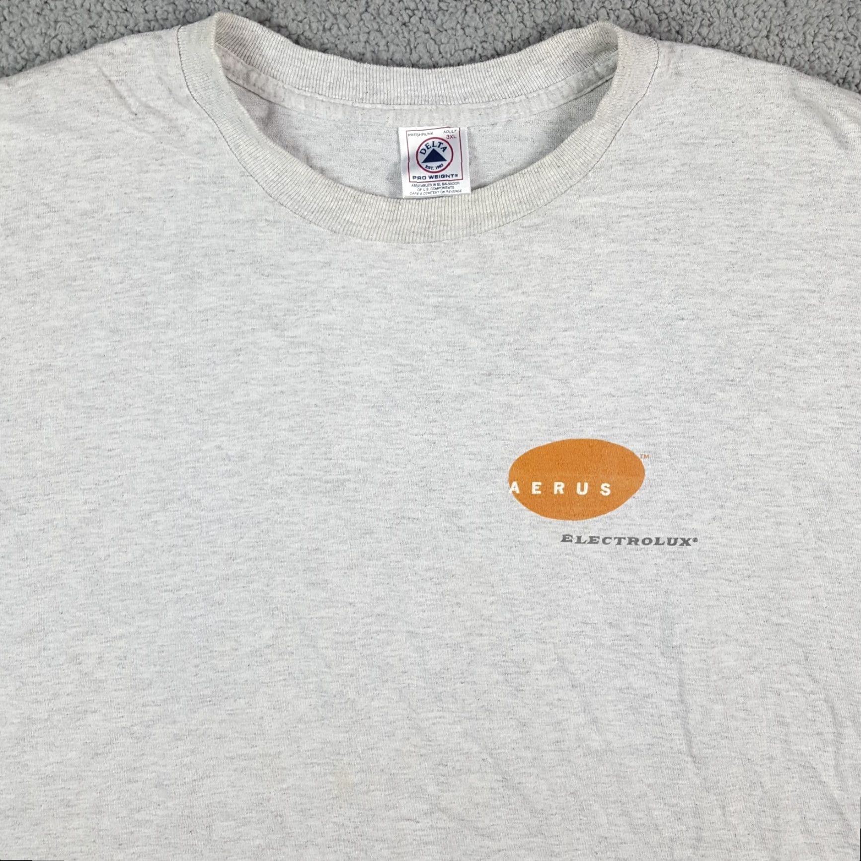Delta Vintage 90s Electrolux Aerus Vacuum Promo T-Shirt Men 3XL Gray Retro Logo Cotton Short Sleeve Size US XXL / EU 58 / 5 - 2 Thumbnail