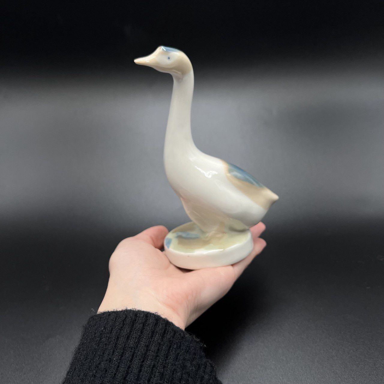 Vintage Vintage Porcelain Figure Statue Goose Marked Gorodnitsa Size ONE SIZE - 5 Thumbnail