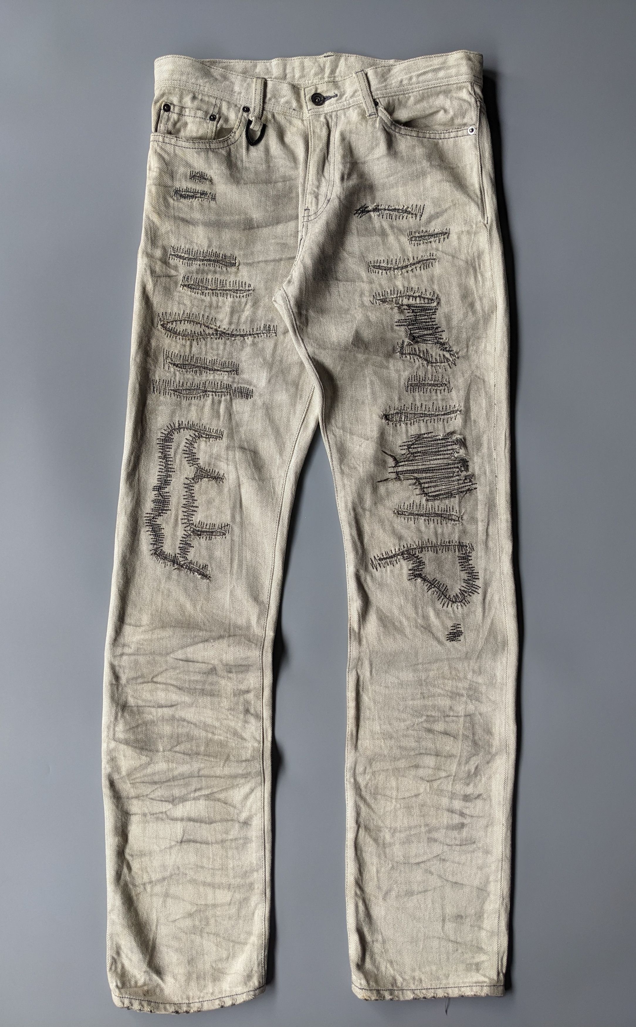 semanticdesign Semantic Design ripped like undercoverism jeans Size US 34 / EU 50 - 1 Thumbnail