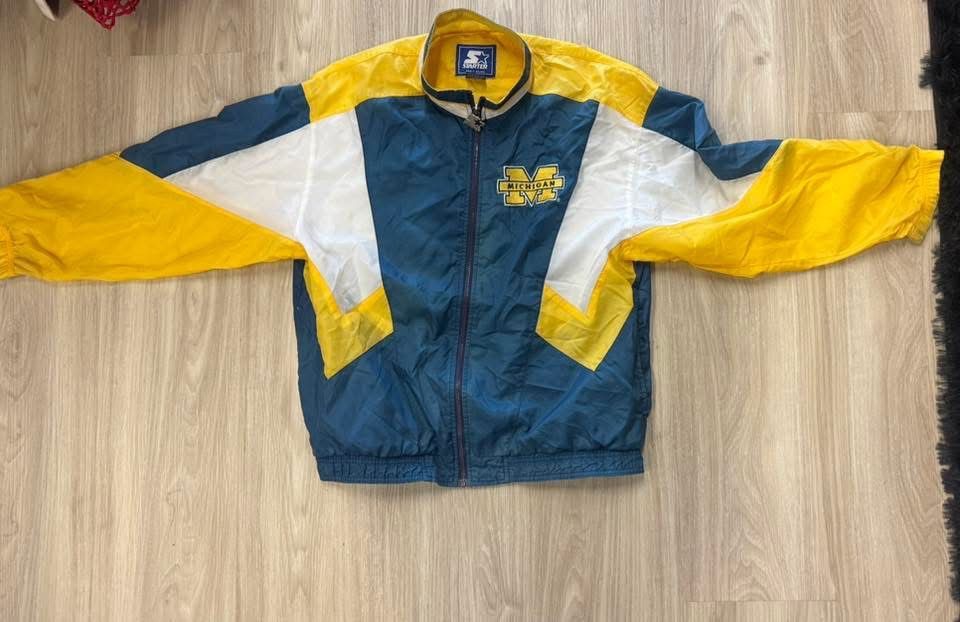 Other Vintage 90s University of Michigan Wolverines windbreaker Size US L / EU 52-54 / 3 - 6 Thumbnail