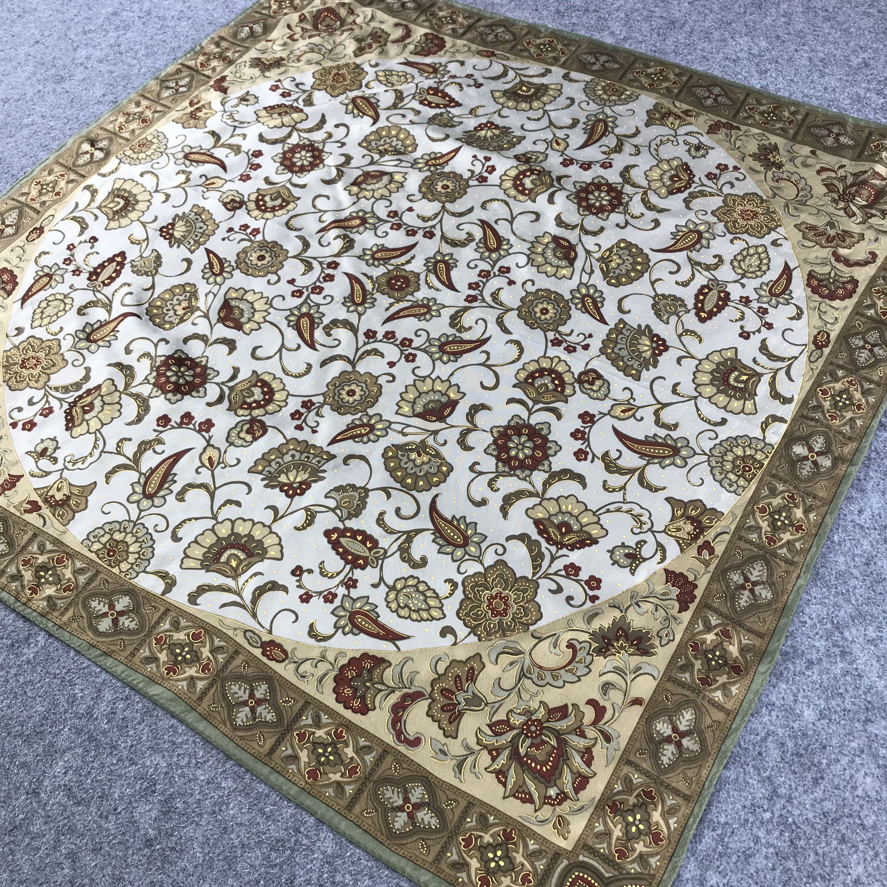 Japanese Brand Luxury Floral Design Silk Scarf M248 Size ONE SIZE - 3 Thumbnail