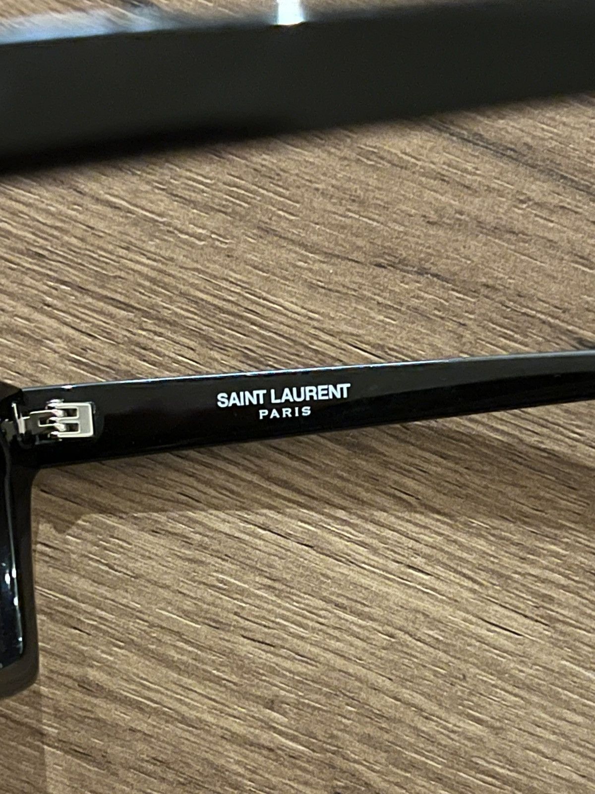 Saint Laurent Paris Saint Laurent sunnies with a cat eye effect Size ONE SIZE - 2 Thumbnail