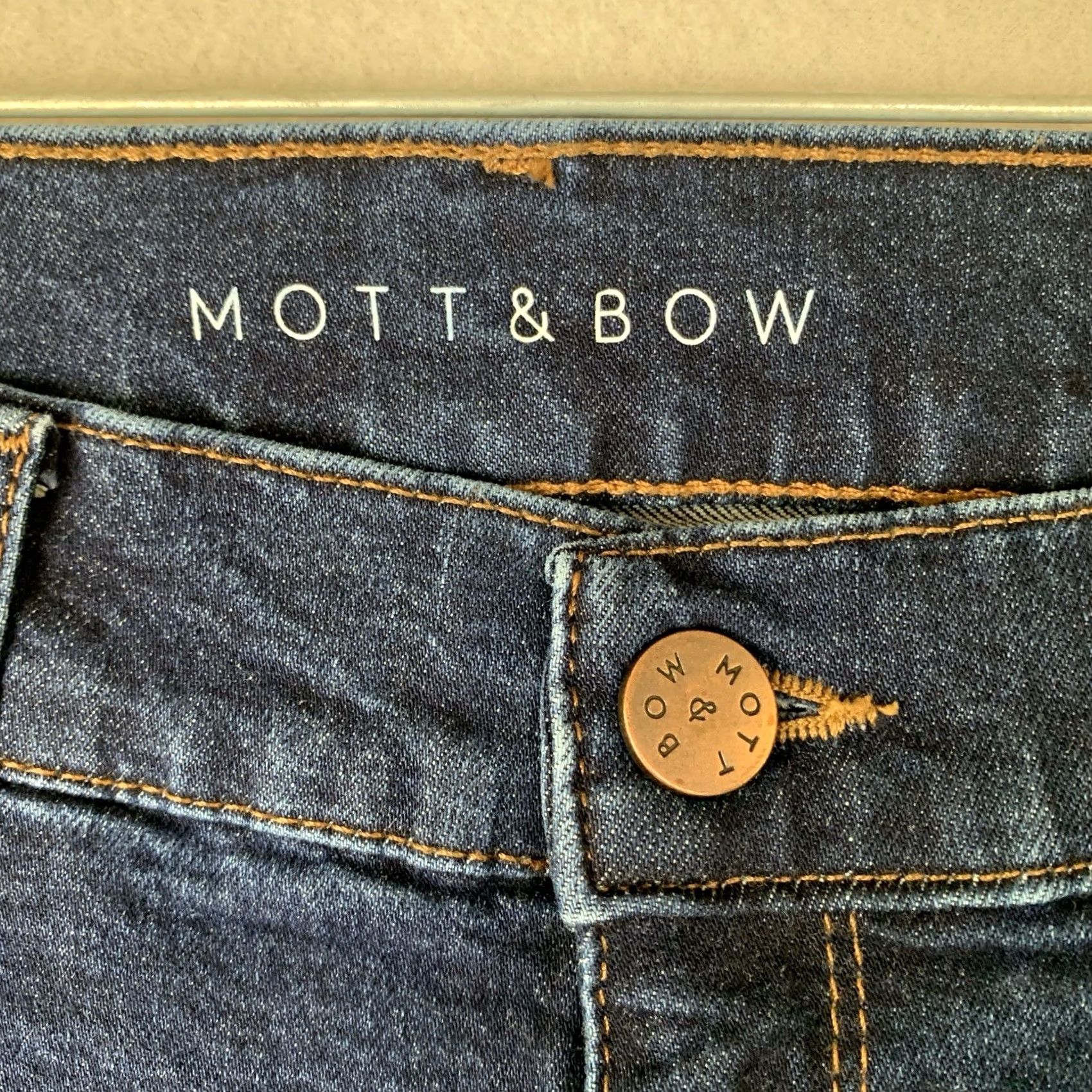 Mott & Bow Mott & Bow Jeans Womens 30 Blue Boyfriend Denim Dark Wash Preppy Minimalist Size 30" / US 8 / IT 44 - 3 Thumbnail