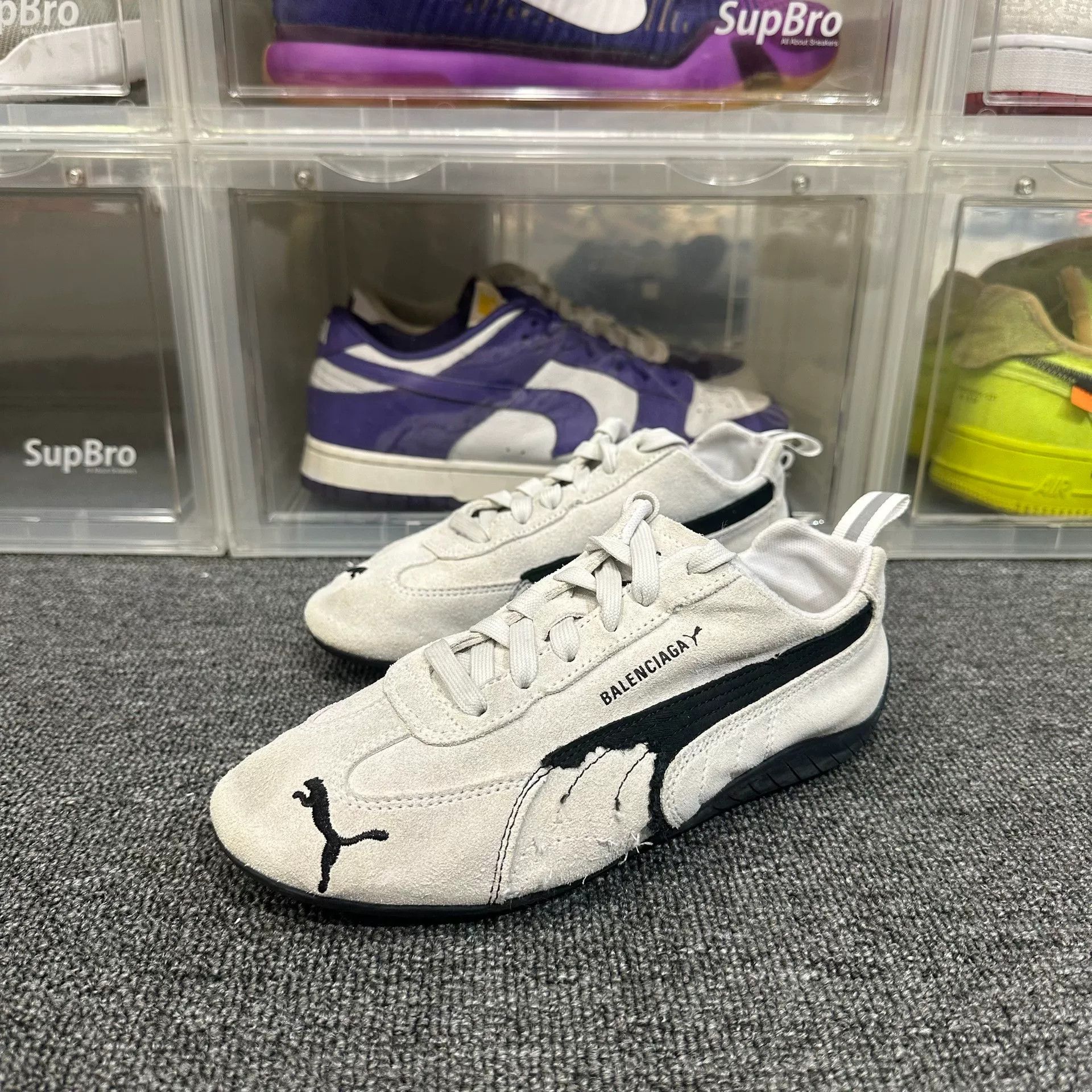 Balenciaga Balenciaga Puma Speedcat Black and White Size US 6 / EU 39 - 1 Thumbnail