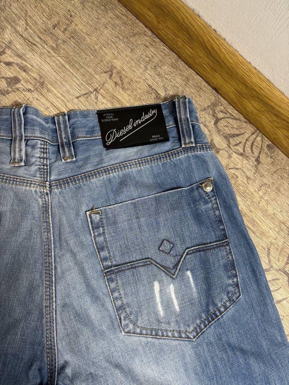 Diesel Vintage Diesel Baggy Thrashed Bootcut Denim jeans Size US 34 / EU 50 - 5 Thumbnail
