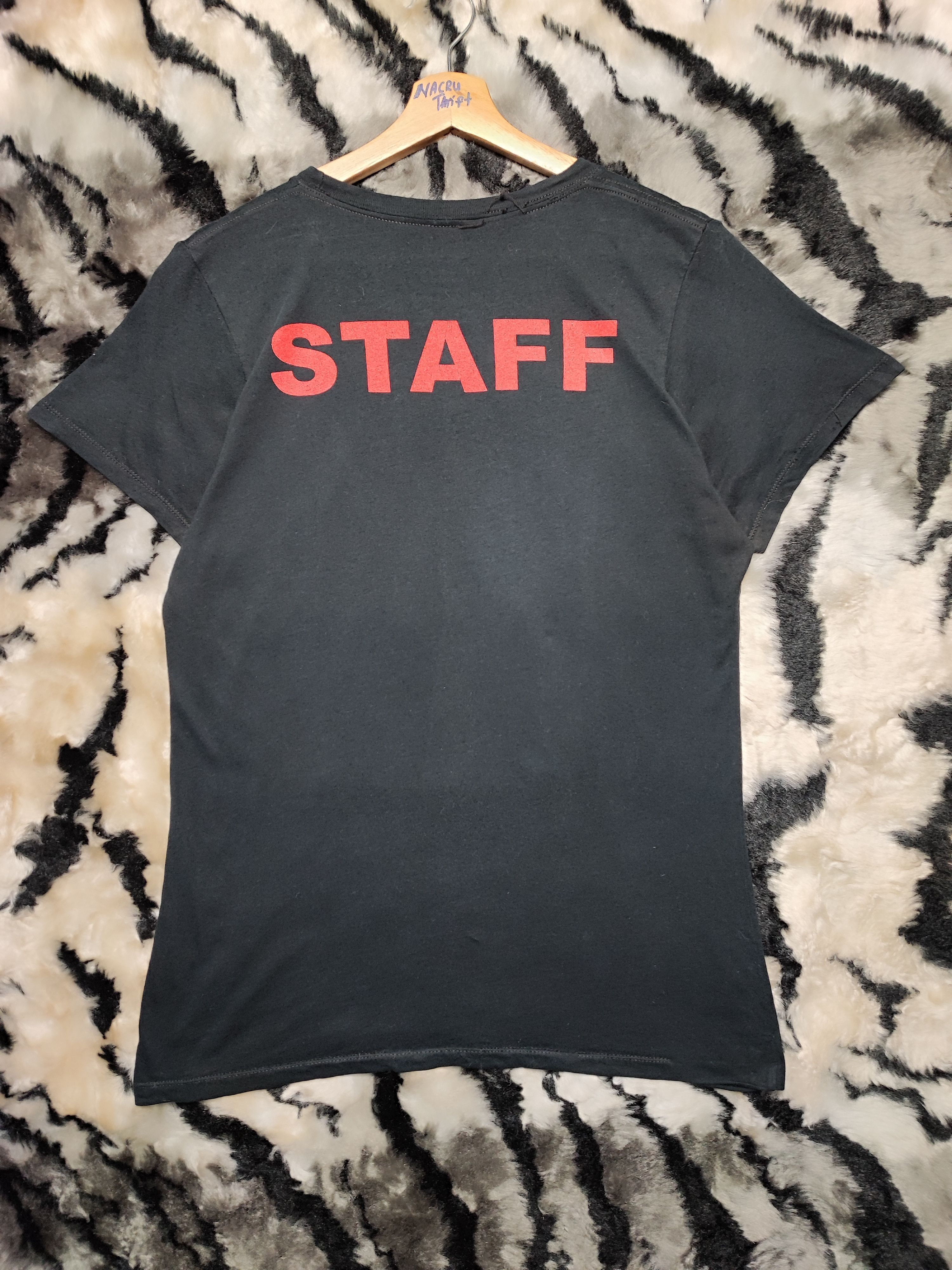 Cartoon Network VINTAGE HELLO KITTY STAFF T SHIRT Size US L / EU 52-54 / 3 - 13 Thumbnail
