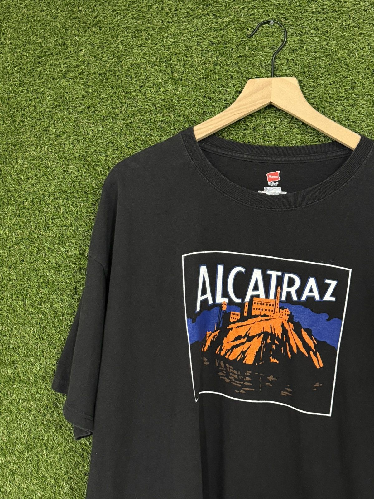 Vintage Vintage Alcatraz Prison Jail Black Hanes Art Tee 2Xl XXL San Size US XXL / EU 58 / 5 - 2 Thumbnail