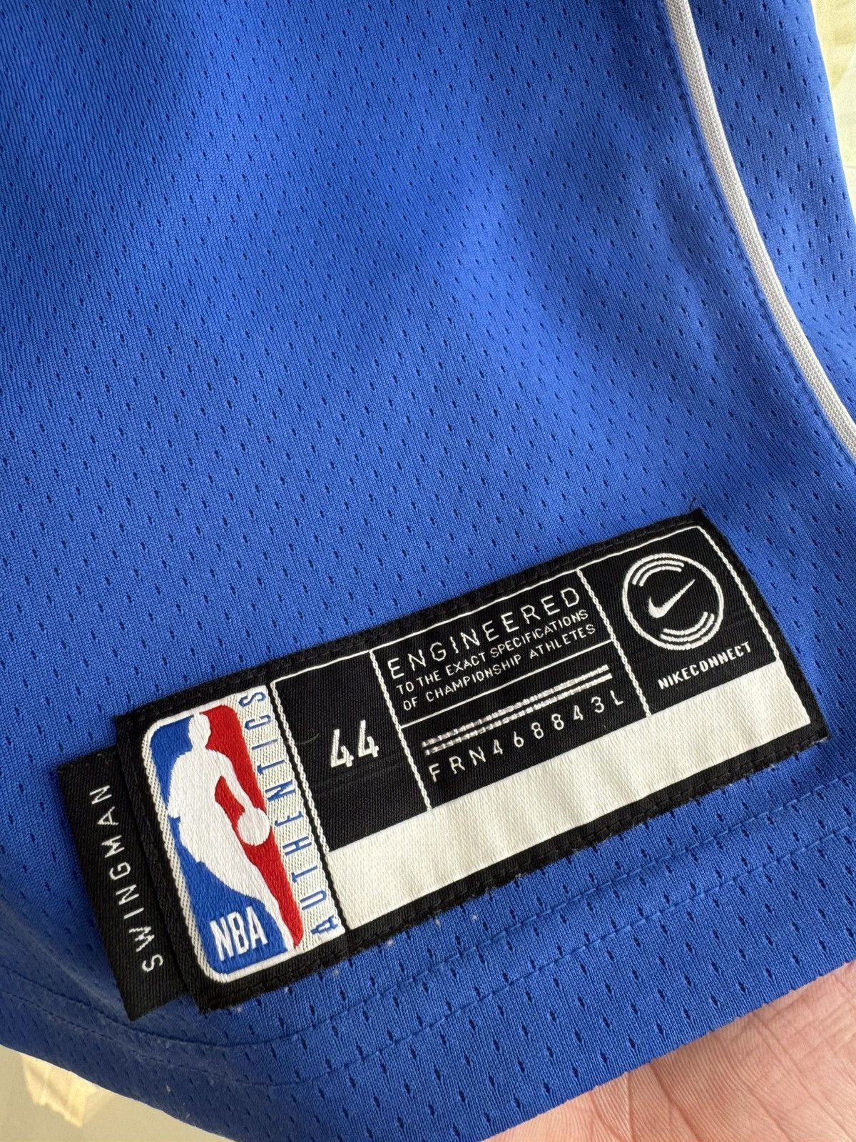 NBA Dallas Mavericks #77 Luka Doncic NBA Basketball Jersey Kit Size US M / EU 48-50 / 2 - 8 Thumbnail