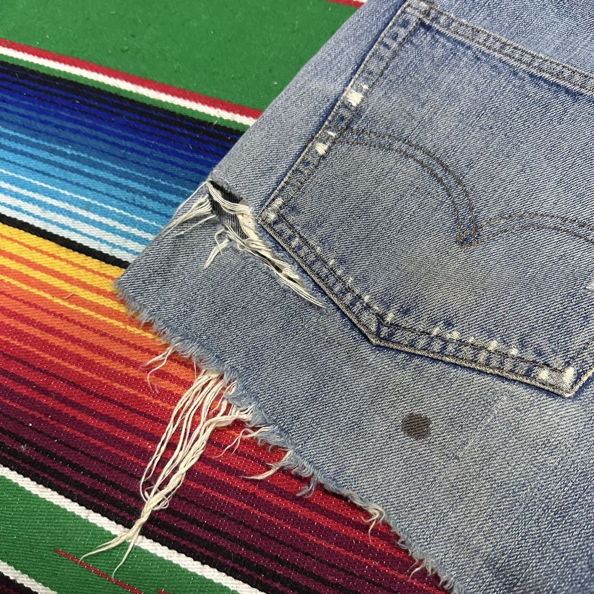Levi's Distress Denim Levis Short Big E💥 Size US 32 / EU 48 - 4 Thumbnail