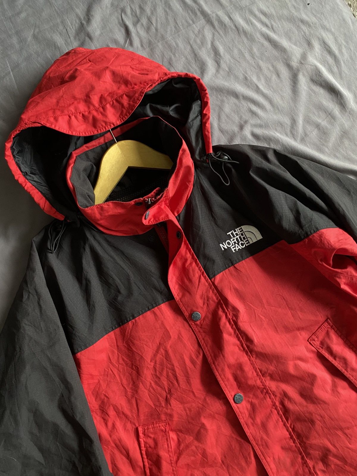 The North Face Vintage 90s The North Face Activent Jacket Pocketable Size US M / EU 48-50 / 2 - 2 Thumbnail
