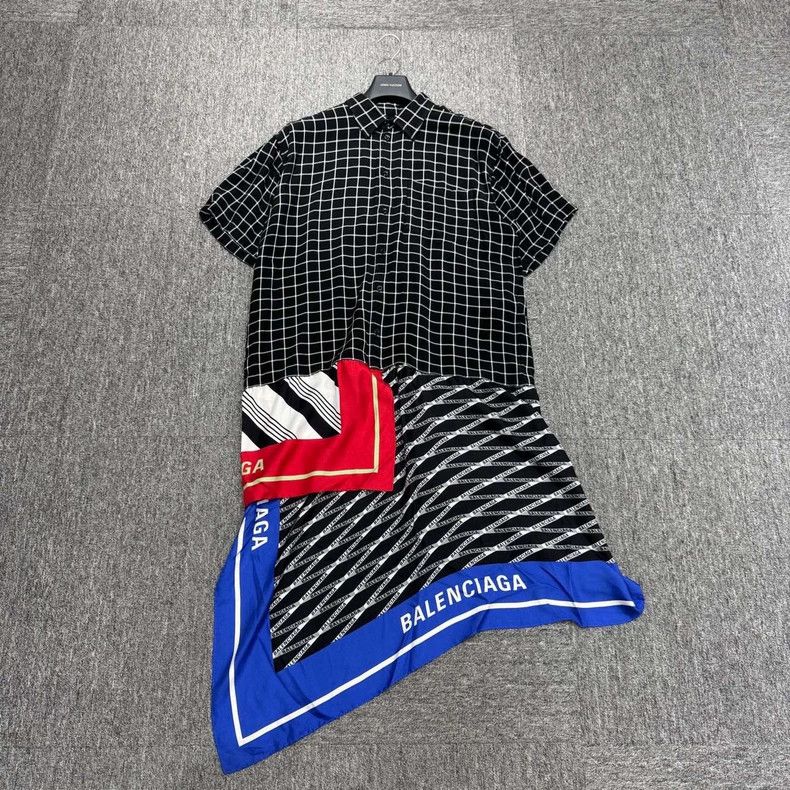 Balenciaga Balenciaga size 34 Patchwork mulberry silk short-sleeve sh Size S / US 4 / IT 40 - 1 Thumbnail
