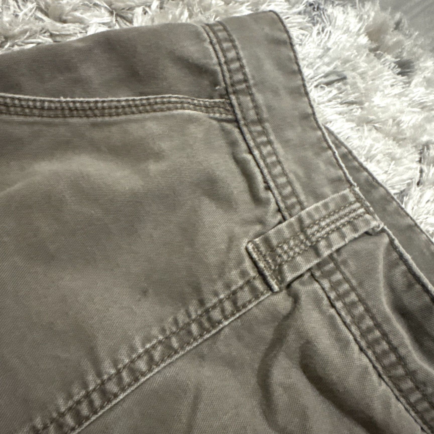 Van Heusen VINTAGE Van Heusen Cargo Shorts Men 34 Brown 00’s Y2K AS-IS Stained HTF Size 34 Mens Size US 34 / EU 50 - 6 Thumbnail