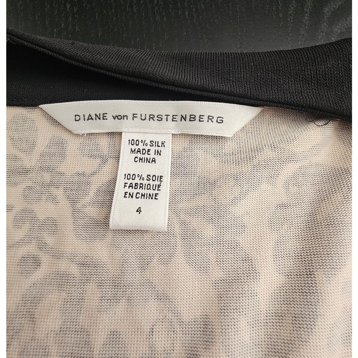 Diane von Furstenberg Diane Von Furstenberg Women's 100% Silk Wrap Floral Dress 4 Size S / US 4 / IT 40 - 9 Thumbnail