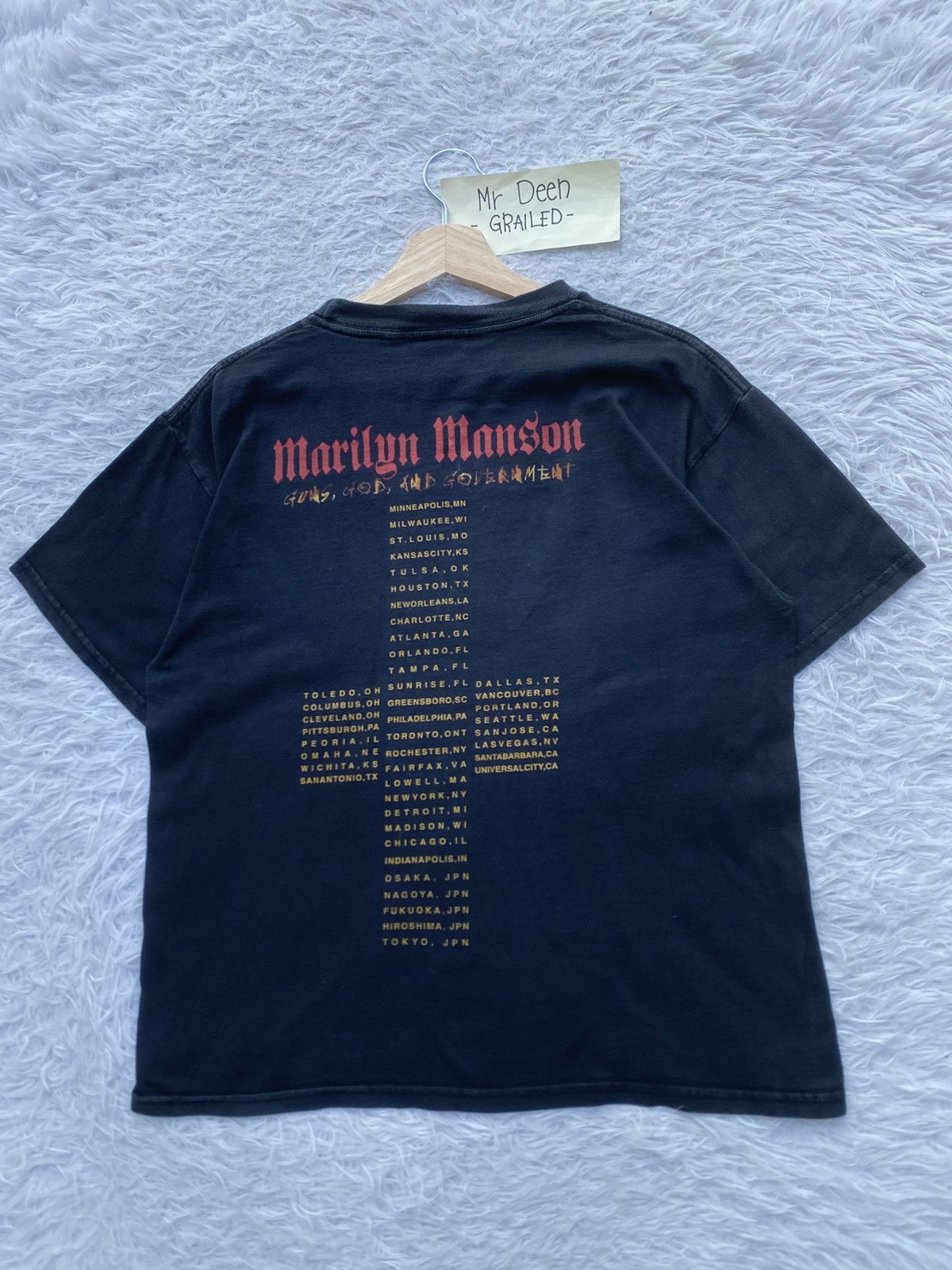 Band Tees Vtg Marylin Manson Guns, God and Government (Holy Wood Era) Size US M / EU 48-50 / 2 - 18 Thumbnail