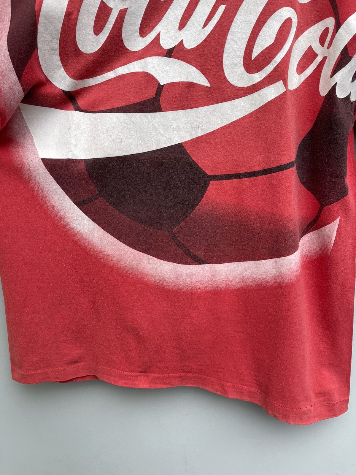 Coca Cola 90s Vintage Coca Cola Allover Print AOP Ball Faded T-Shirt Size US XL / EU 56 / 4 - 10 Thumbnail