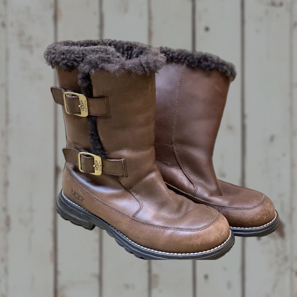 Ugg UGG Boots Women Leather Brown Sheepskin F8004F Side Straps Size 7 Winter Casual Shoes Size US 6 / IT 36 - 1 Thumbnail