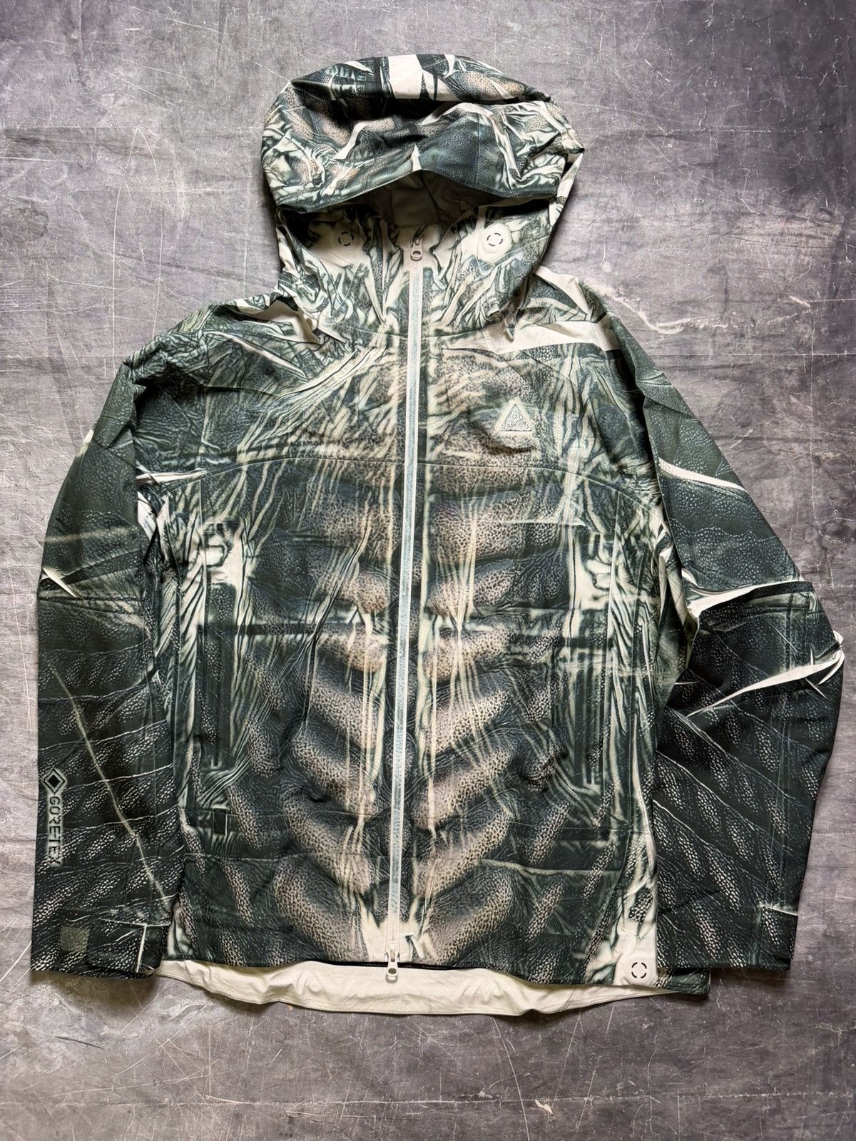 Nike ACG Nike by Yaku ACG Goretex Reptiloid Jacket 1 of 1 Size US L / EU 52-54 / 3 - 1 Thumbnail