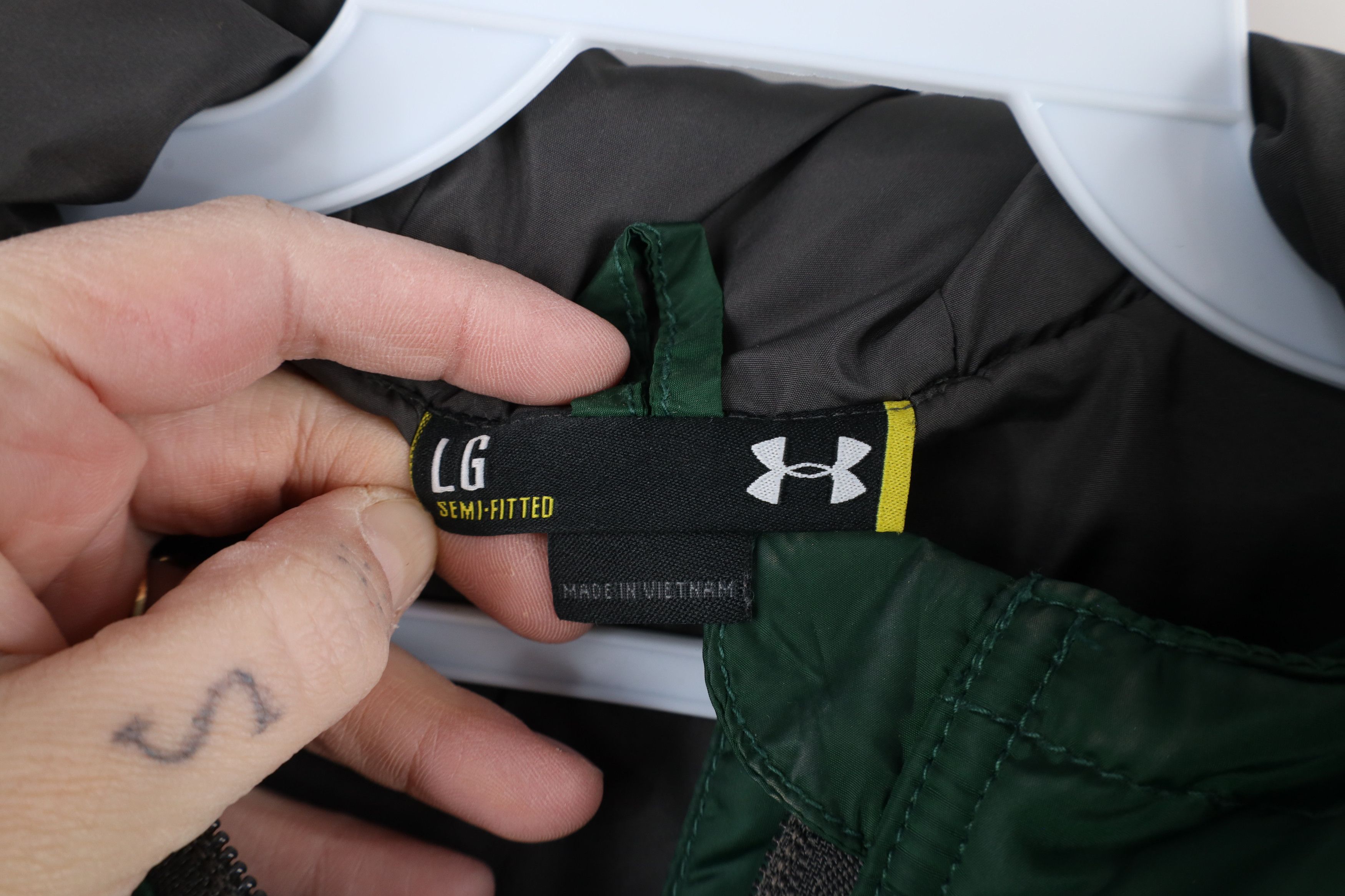 Under Armour × Vintage Under Armour Michigan State University Puffer Vest Jacket Size L / US 10 / IT 46 - 9 Thumbnail