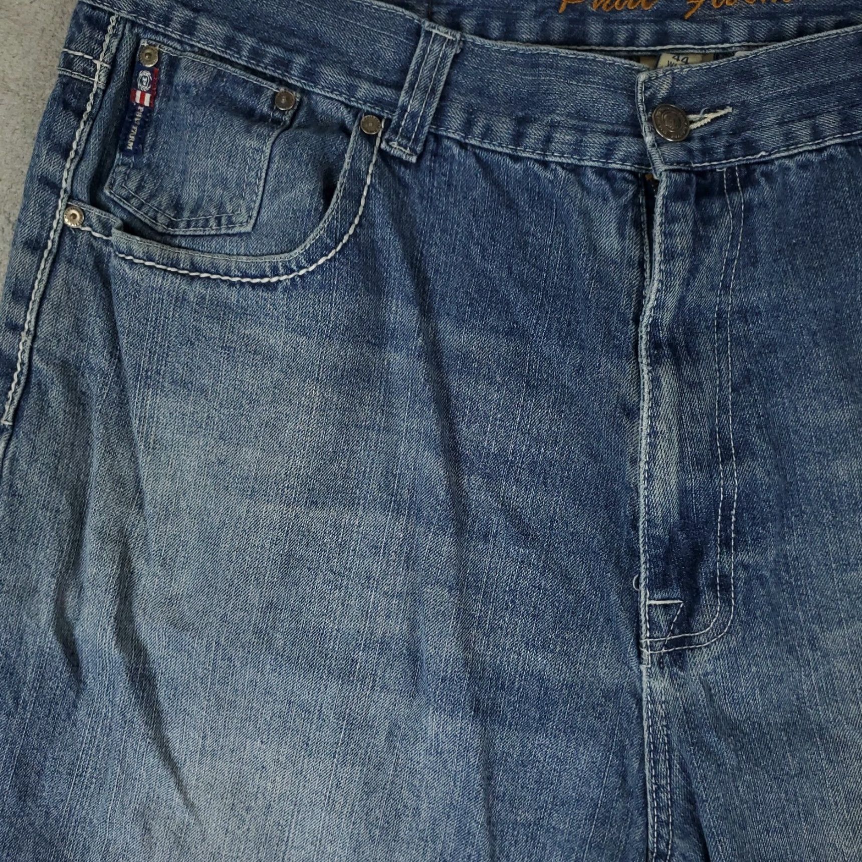 Phat Farm Phat Farm Shorts Mens 44 Blue Denim Bermuda 5-Pocket Relaxed Fit Vintage Casual Retro Hip Hop 90s Mens Size US 44 / EU 60 - 2 Thumbnail
