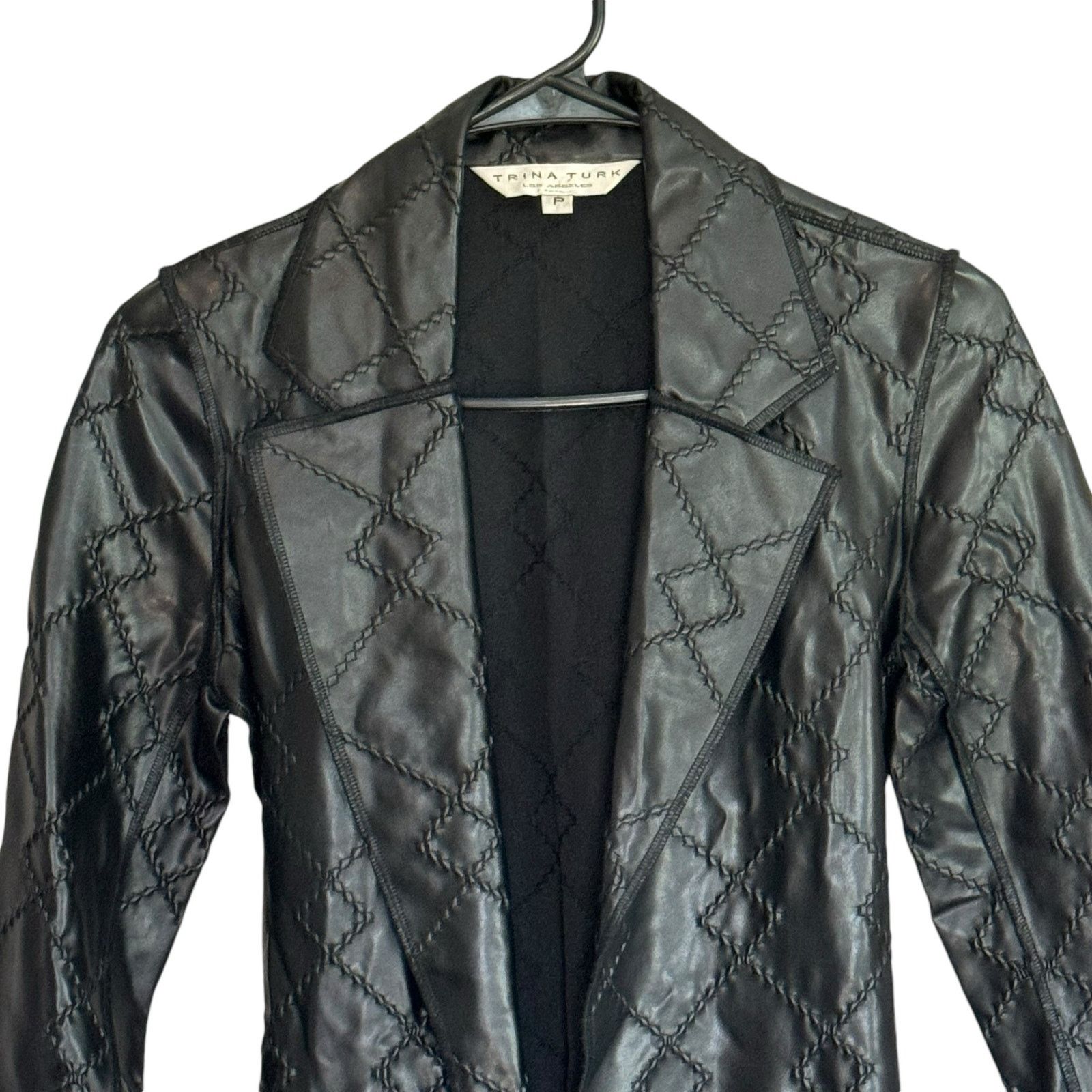 Trina Turk Trina Turk Petite Black Quilted Long Jacket Designer Matrix Size S / US 4 / IT 40 - 6 Thumbnail