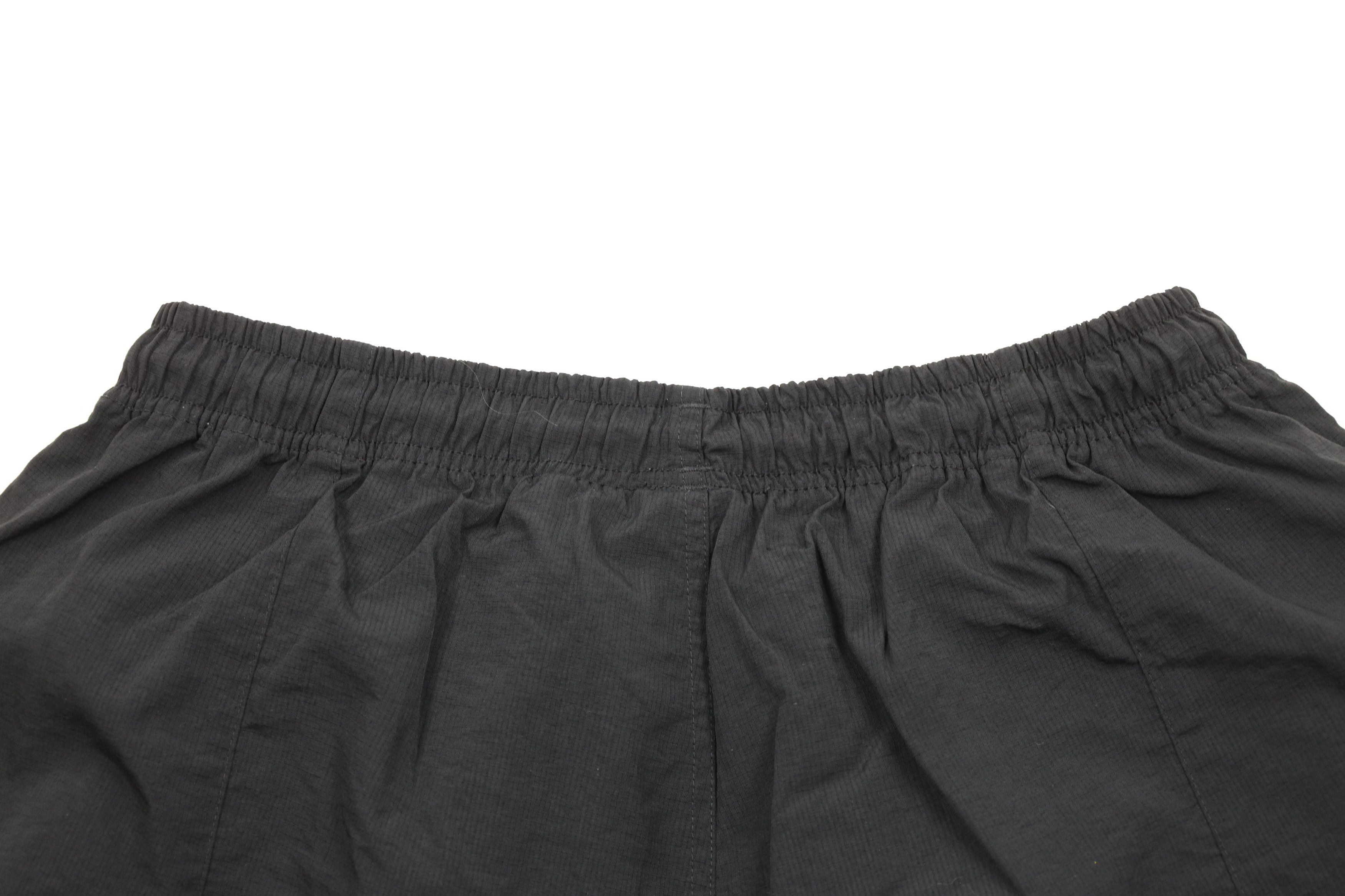 Reebok Vintage 90s Reebok Spell Out Above Knee Shorts Black Nylon Size US 38 / EU 54 - 9 Thumbnail