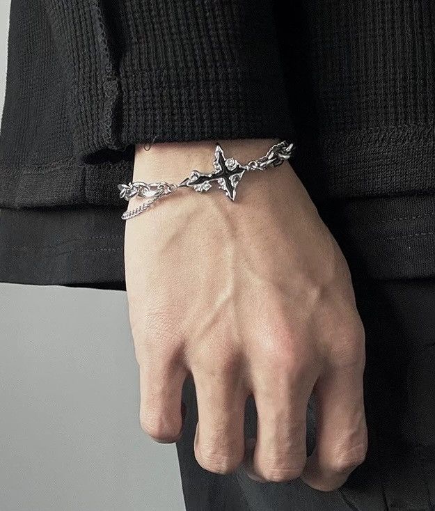 Jewelry Retro gothic punk y2k layered melted cross bracelet Size ONE SIZE - 4 Thumbnail