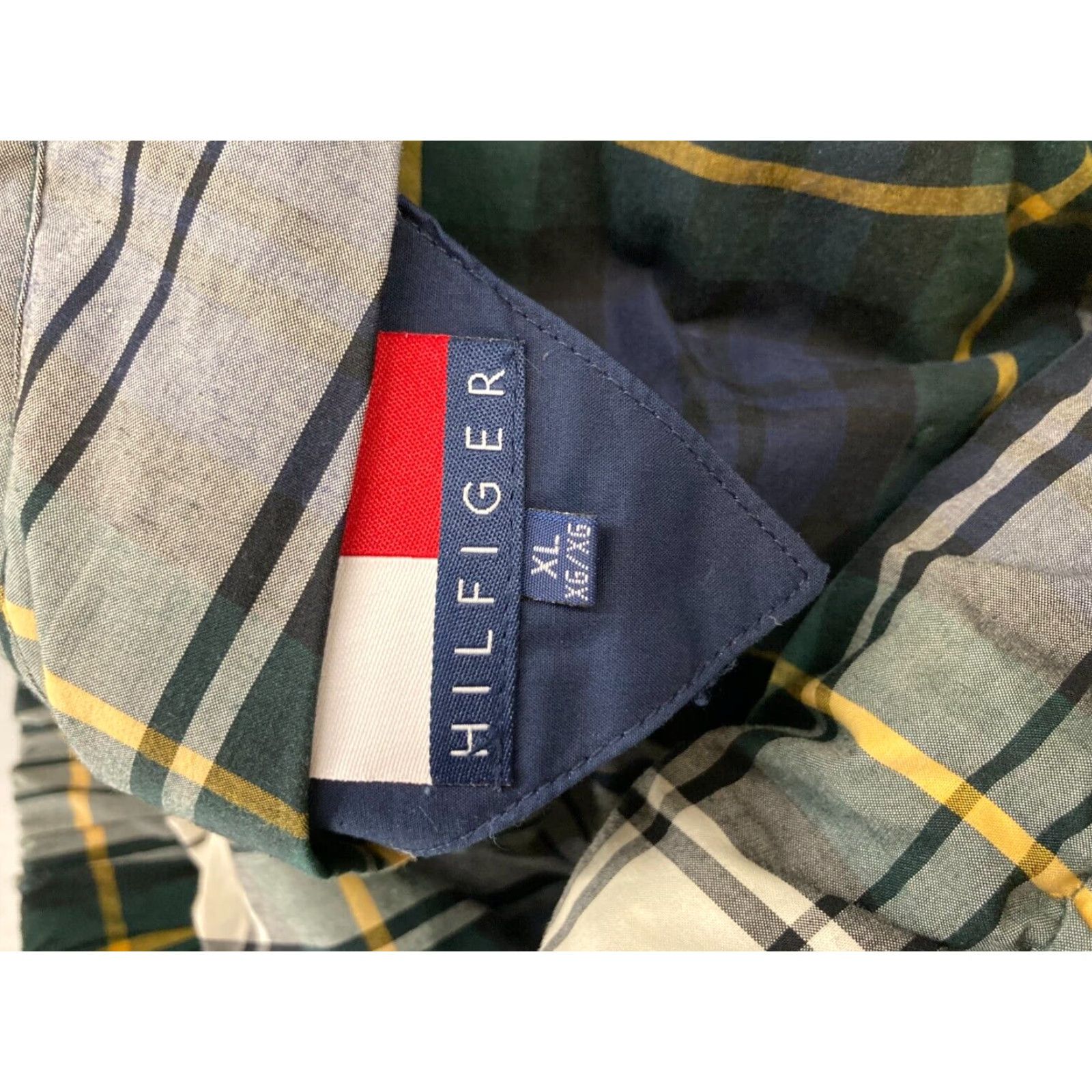 Tommy Hilfiger VINTAGE Tommy Hilfiger Reversible Puffer Jacket XL Blue Plaid Preppy Mens Size US XL / EU 56 / 4 - 6 Thumbnail