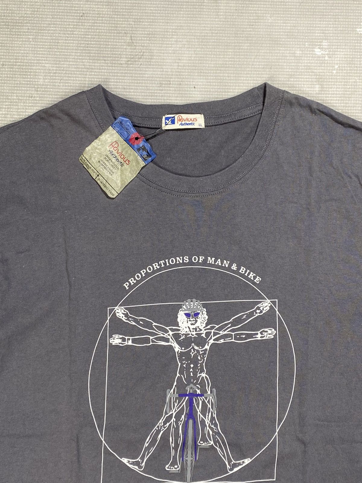 Bicycle × Vintage Pluvious Vitruvian cyclist leonardo davinci t shirt Size US L / EU 52-54 / 3 - 2 Thumbnail