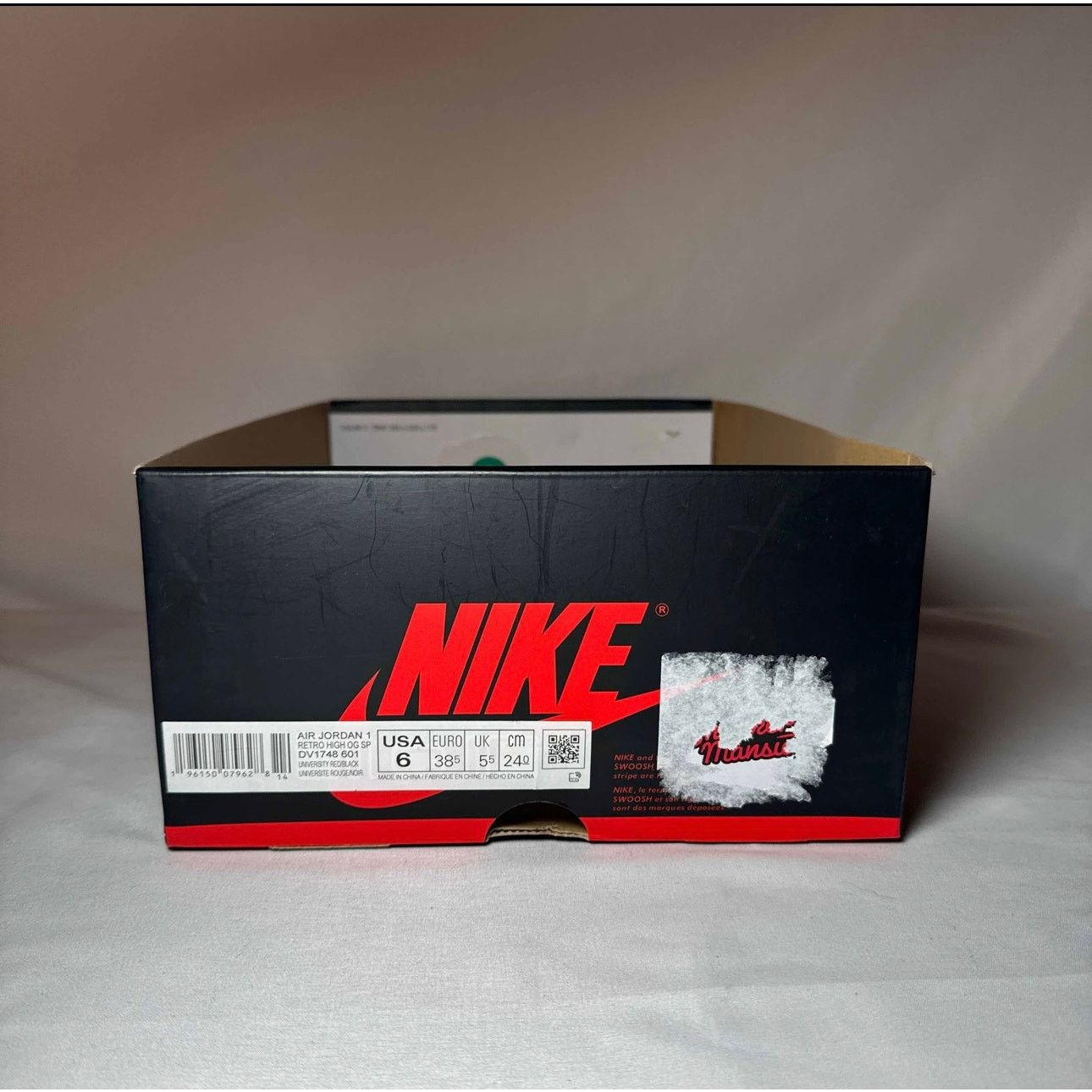 Jordan Brand × Nike Size 6 - Marvel x Air Jordan 1 Retro High OG Next Chapter Size US 6 / EU 39 - 10 Thumbnail