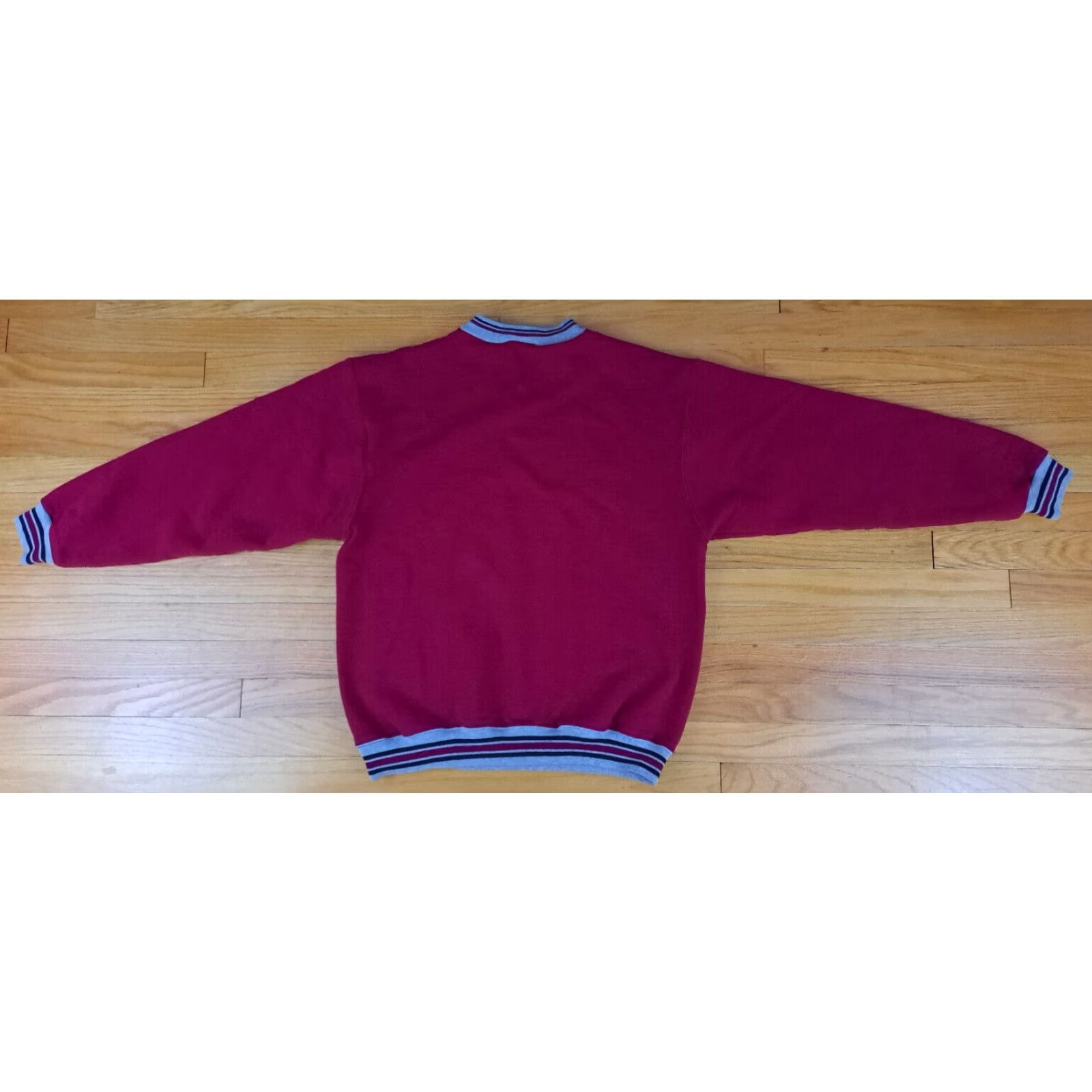 Wilson VINTAGE Wilson Sweatshirt Tennis Embroidered V-Neck Large L Red Unisex Adults Pullover Cotton Blend Canvas 26in Long Size US L / EU 52-54 / 3 - 6 Thumbnail