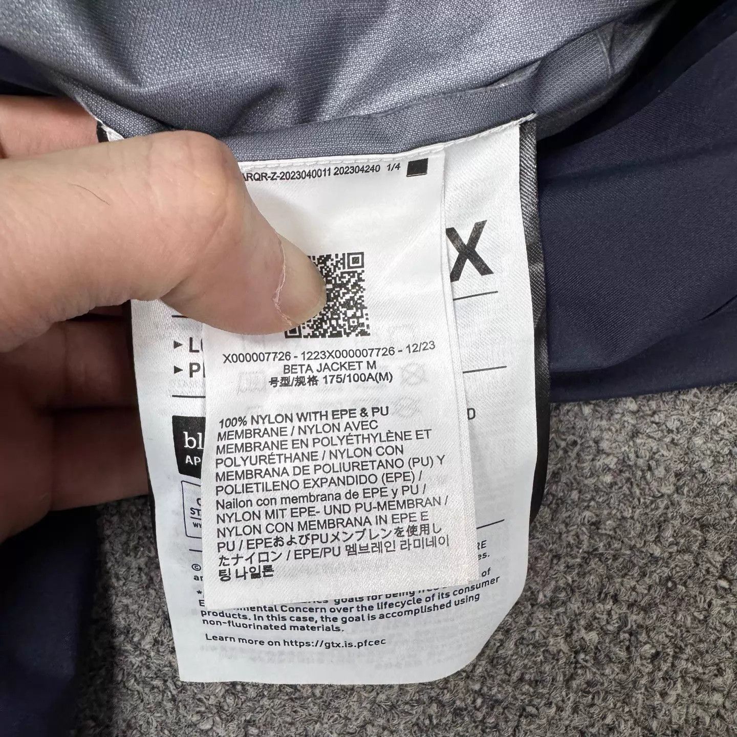 Arc'teryx Arcteryx Beta Waterproof Hooded Jacket Navy M 99 New Size US M / EU 48-50 / 2 - 7 Thumbnail