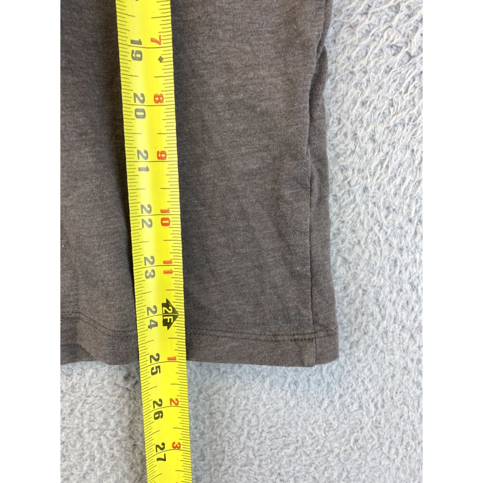 Under Armour Under Armour Shirt Women M Brown Short Sleeve Crew Neck Breathable HeatGear Gym & Training 74-34 Size M / US 6-8 / IT 42-44 - 6 Thumbnail