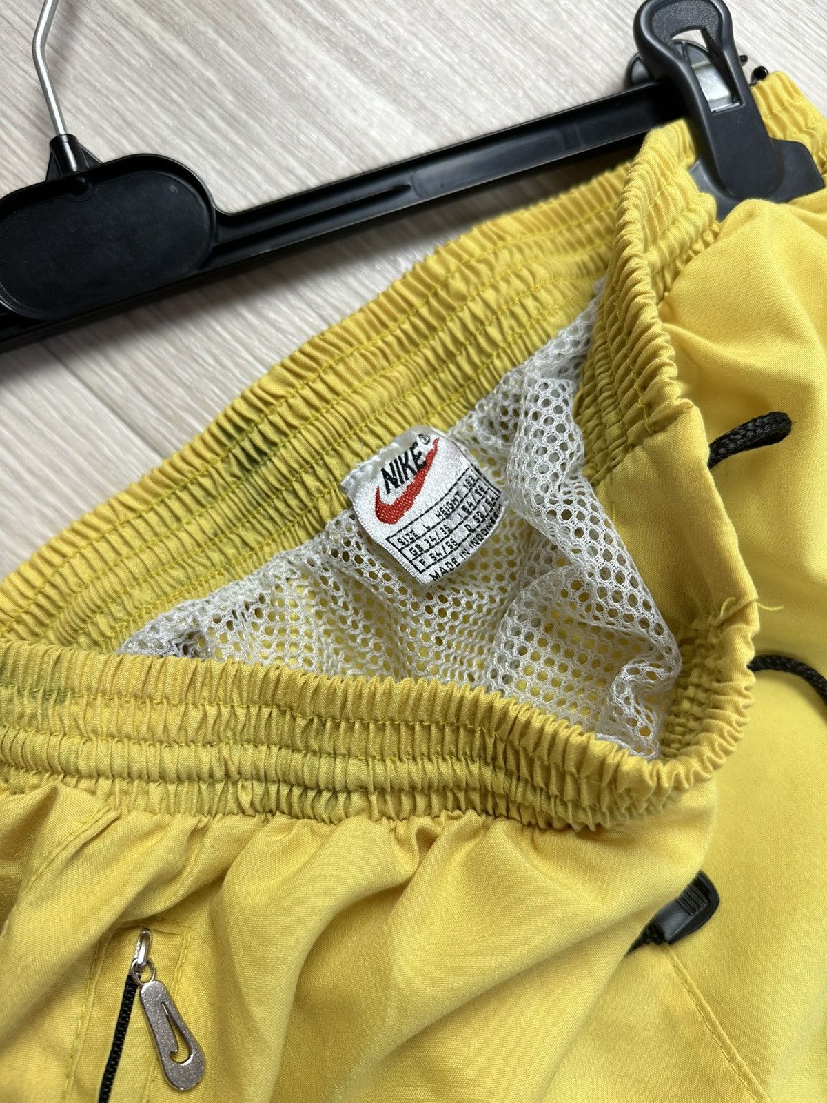 Nike × Vintage Nike Vintage 90s Shorts Swoosh Logo Rare Size US 34 / EU 50 - 7 Thumbnail