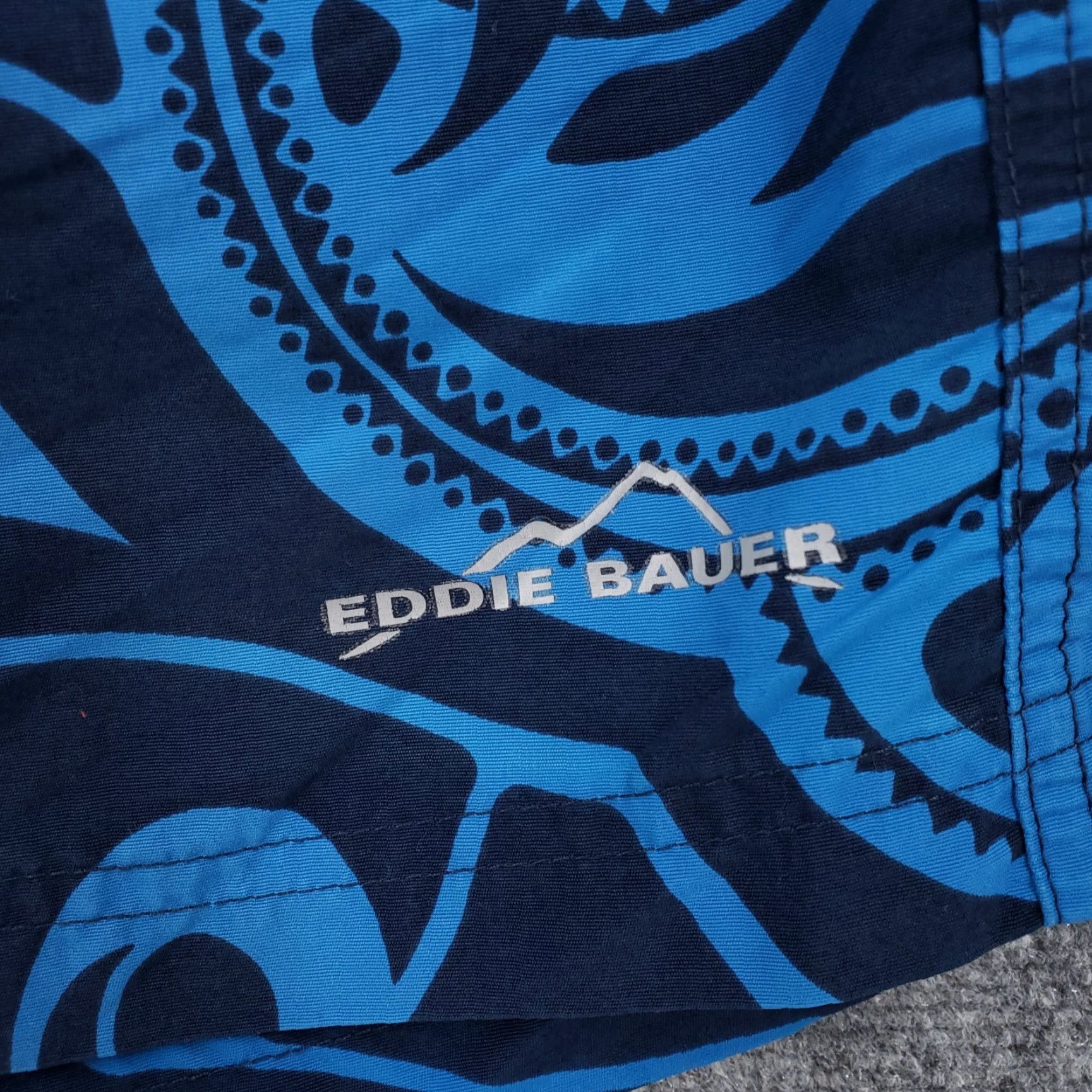 Eddie Bauer Eddie Bauer Sweat Shorts Mens XL Black Leaf Print Drawstring Nylon Shorts Mens XL Black Leaf Print Sweat Shorts Size US 36 / EU 52 - 4 Thumbnail