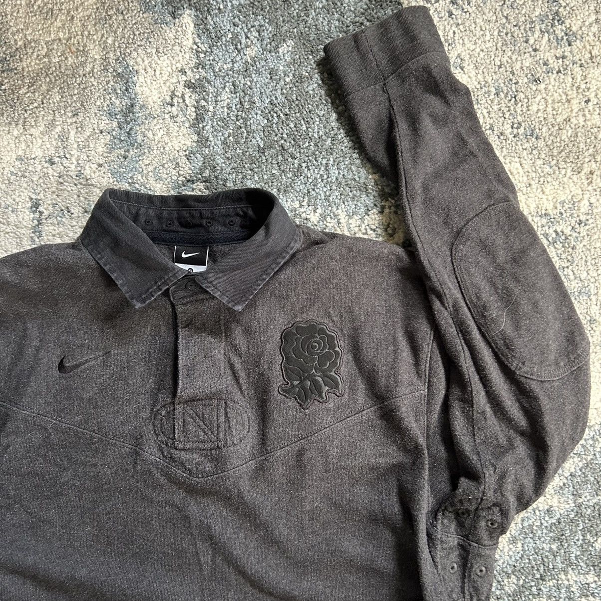 Nike 2012 ENGLAND ALL BLACK ROSE L/S RUGBY TOP Y2K ANTHRACiTE Size US XL / EU 56 / 4 - 4 Thumbnail