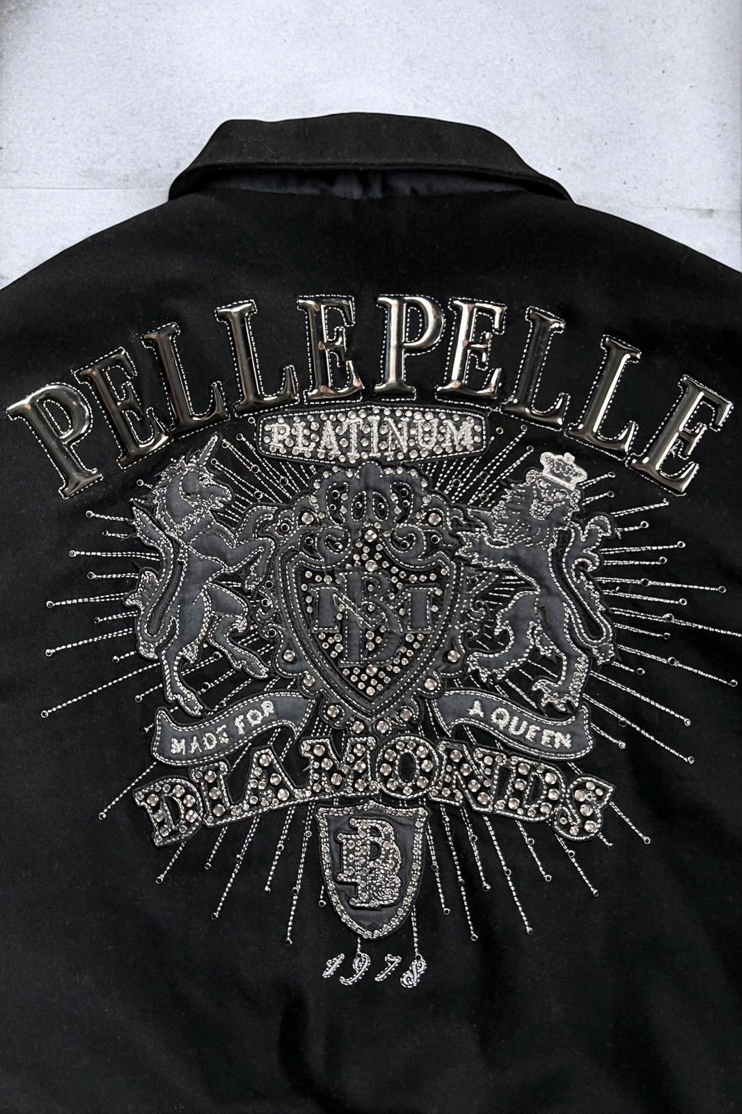 Pelle Pelle Pelle Pelle ‘Diamond Crest’ Embroidered Bomber Jacket 2000s Size US M / EU 48-50 / 2 - 4 Thumbnail